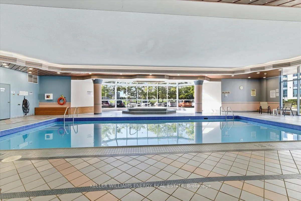 340 Watson Street W, #907