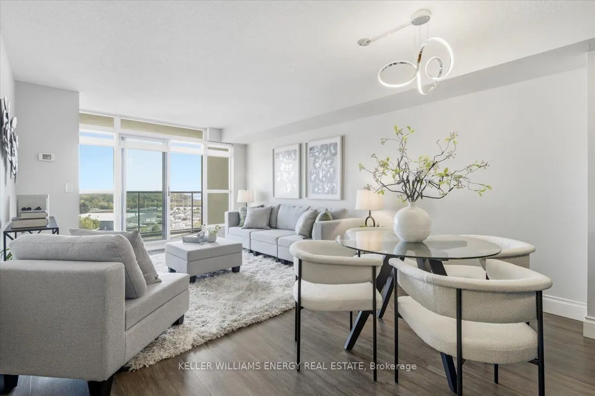 340 Watson Street W, #907