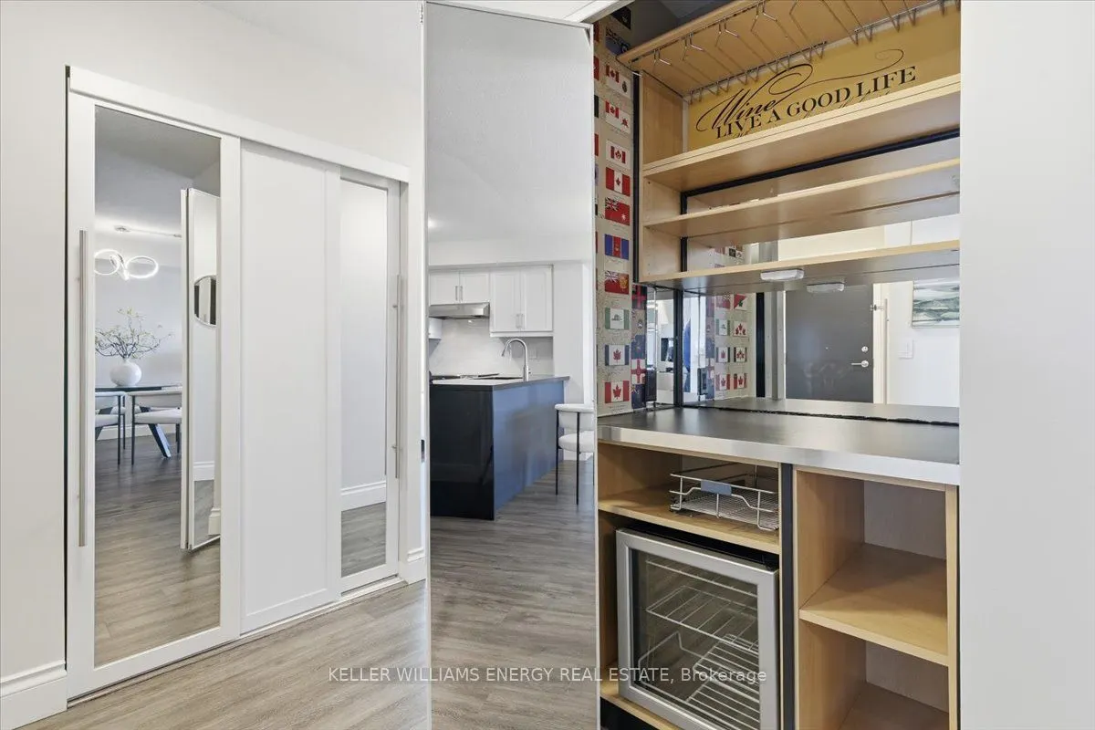 340 Watson Street W, #907
