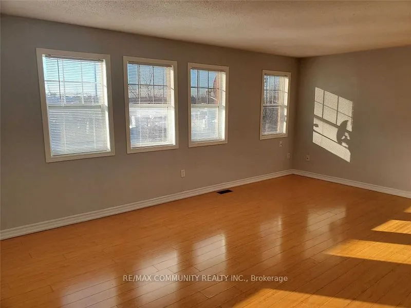 8890 Sheppard Avenue E, #1