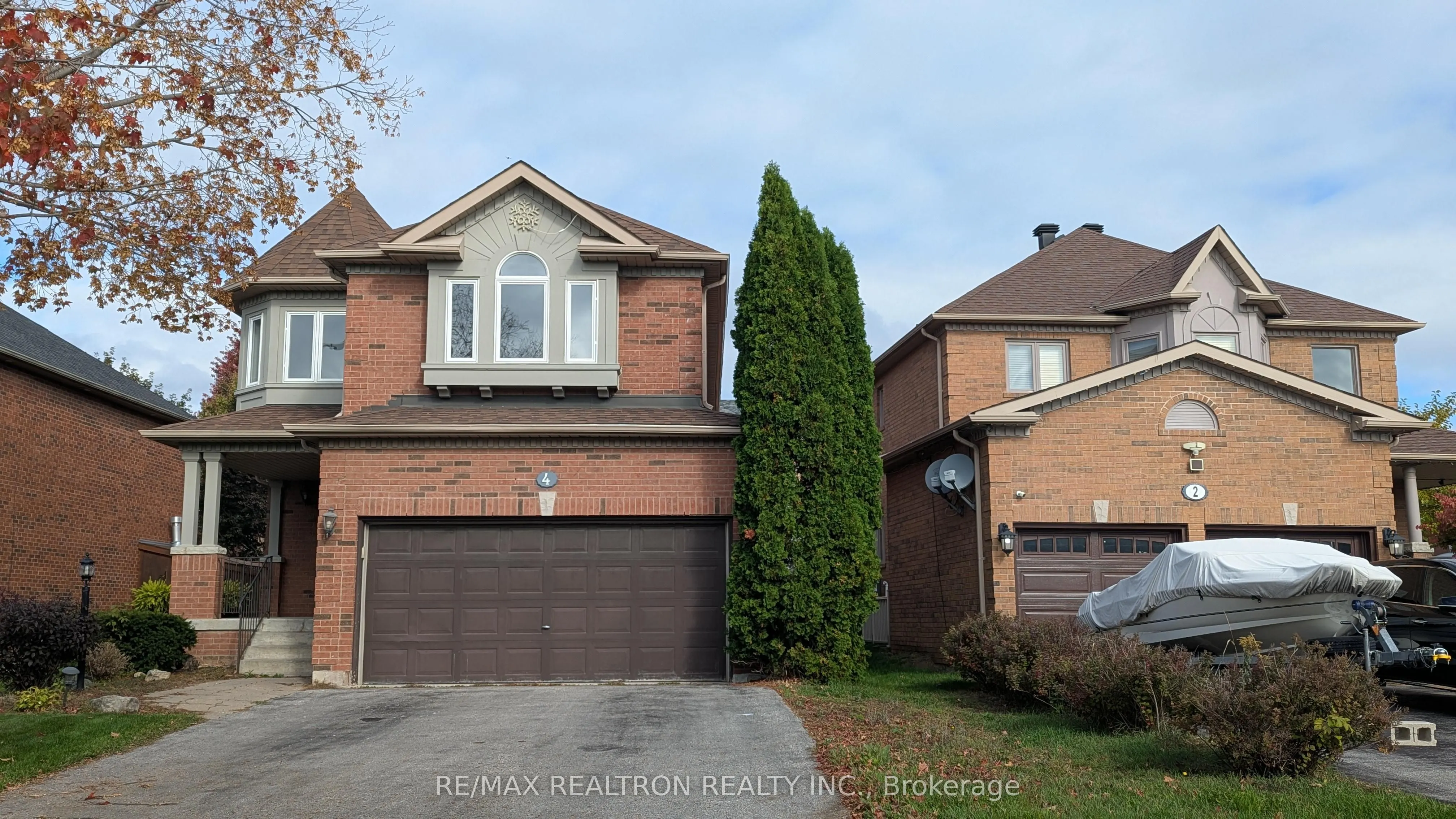 4 Pitfield Avenue