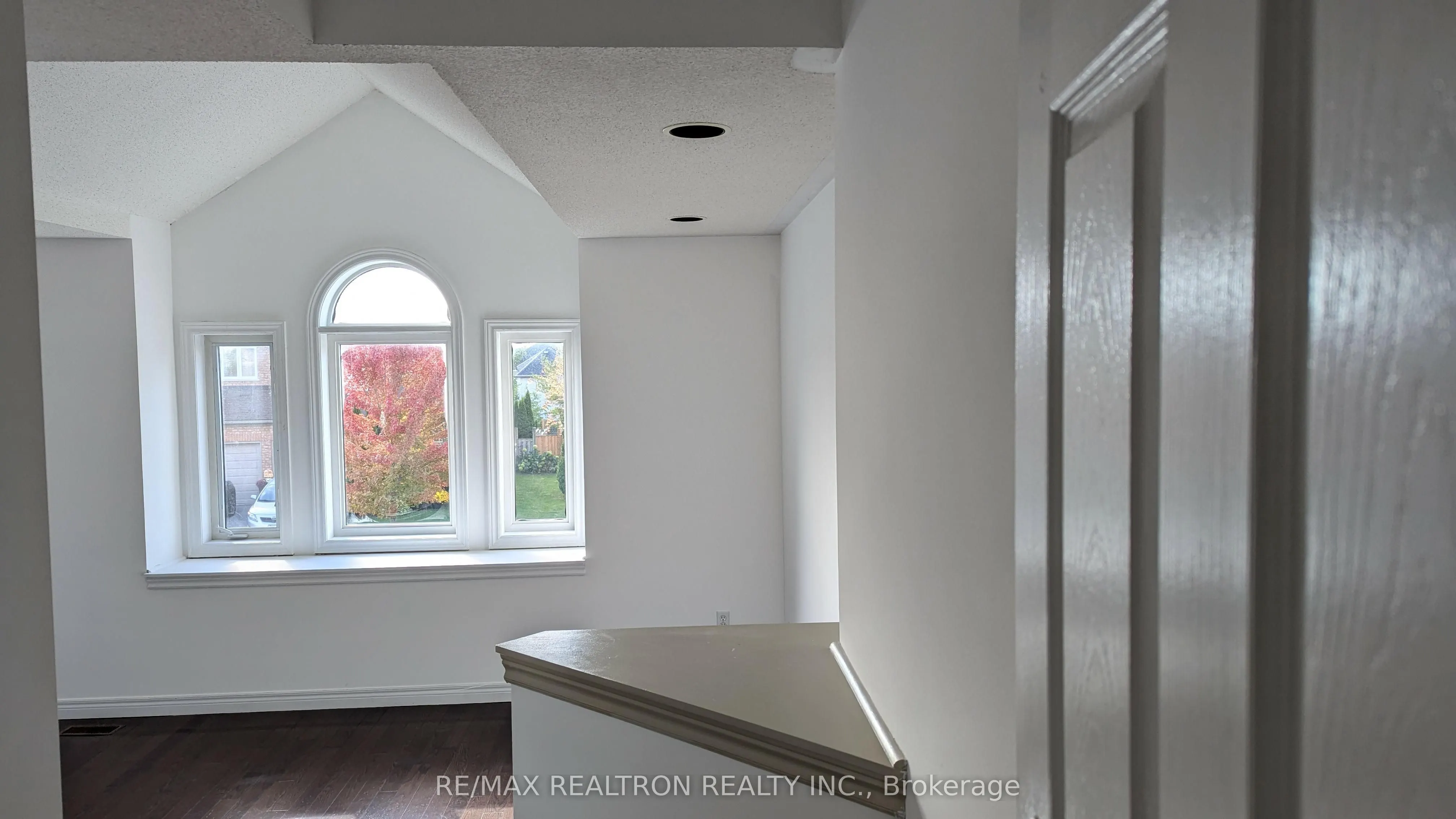 4 Pitfield Avenue