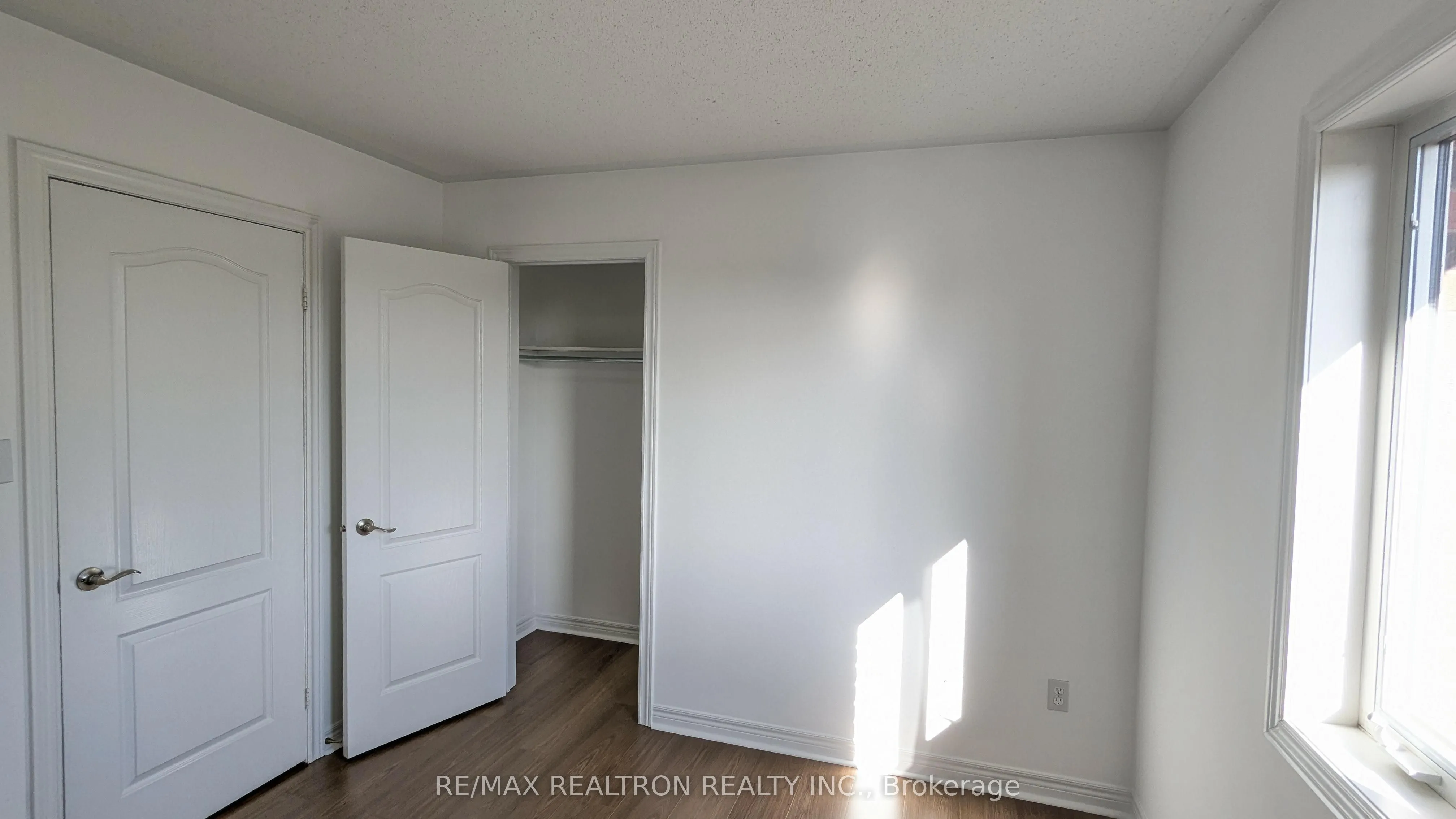 4 Pitfield Avenue