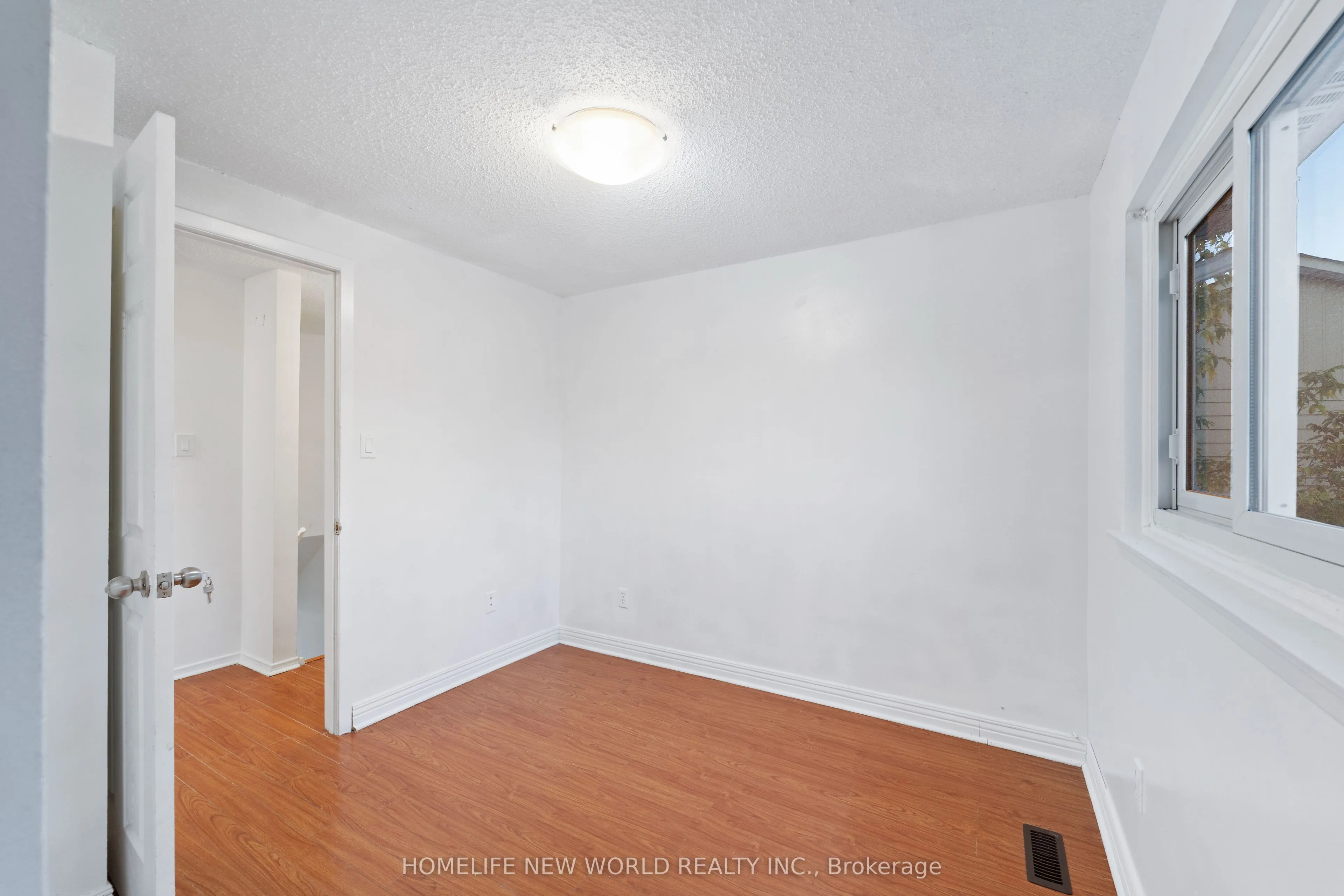 3 Brisbourne Grove