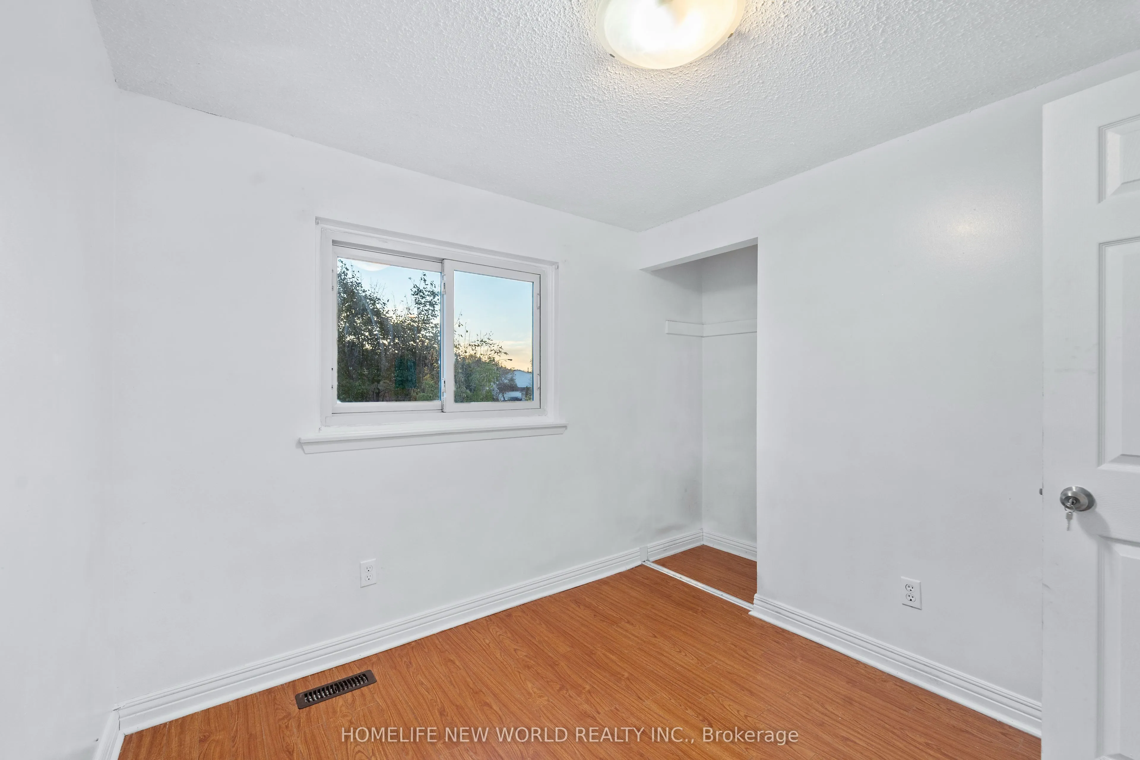 3 Brisbourne Grove