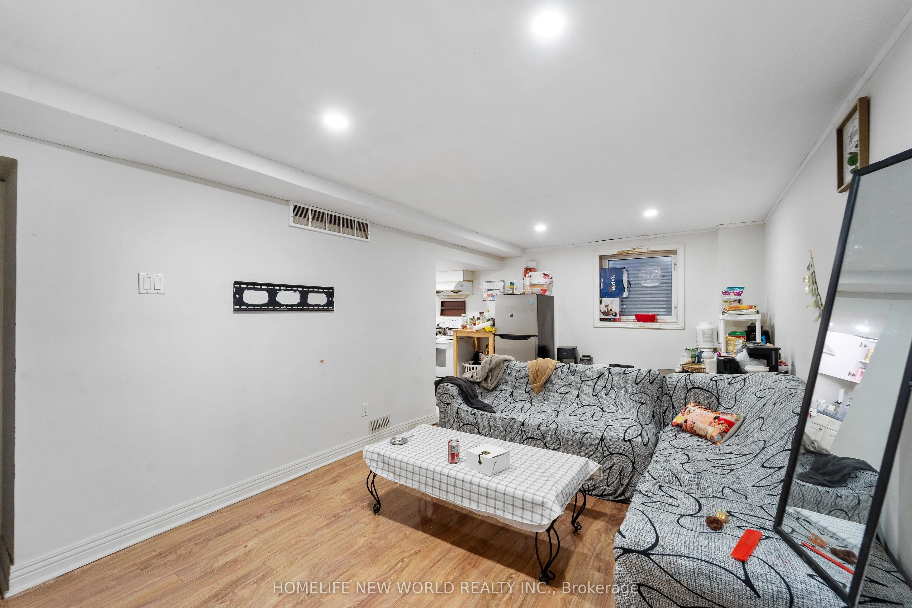 3 Brisbourne Grove