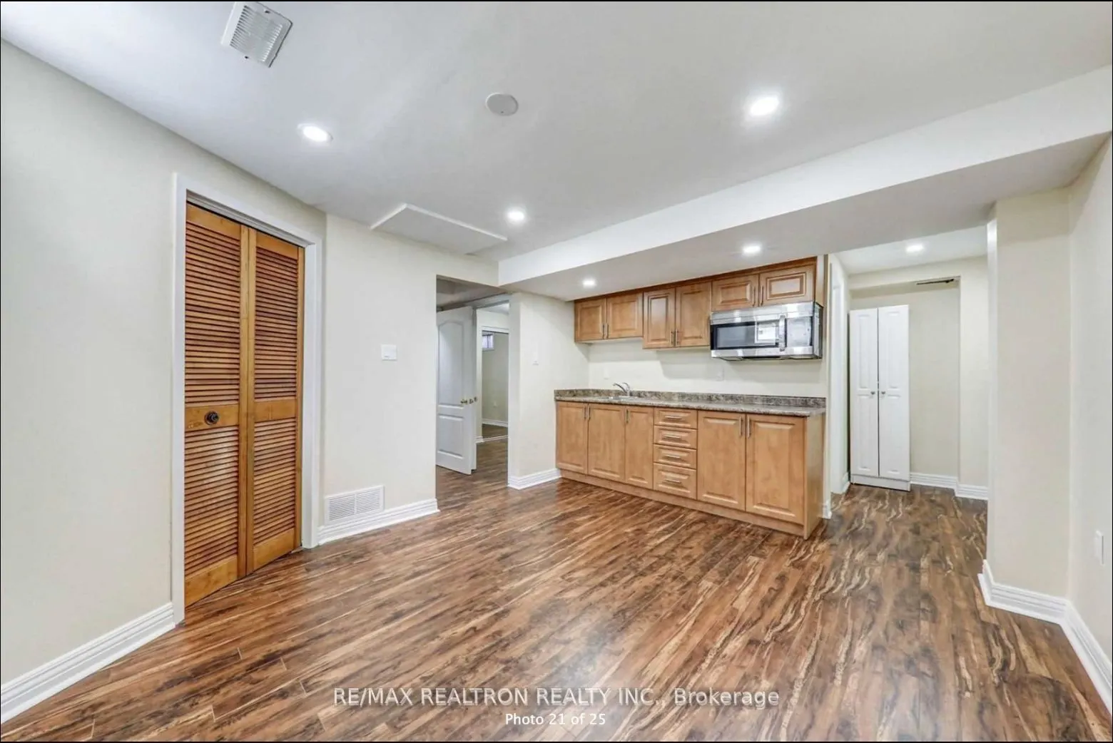 49 Millington Crescent