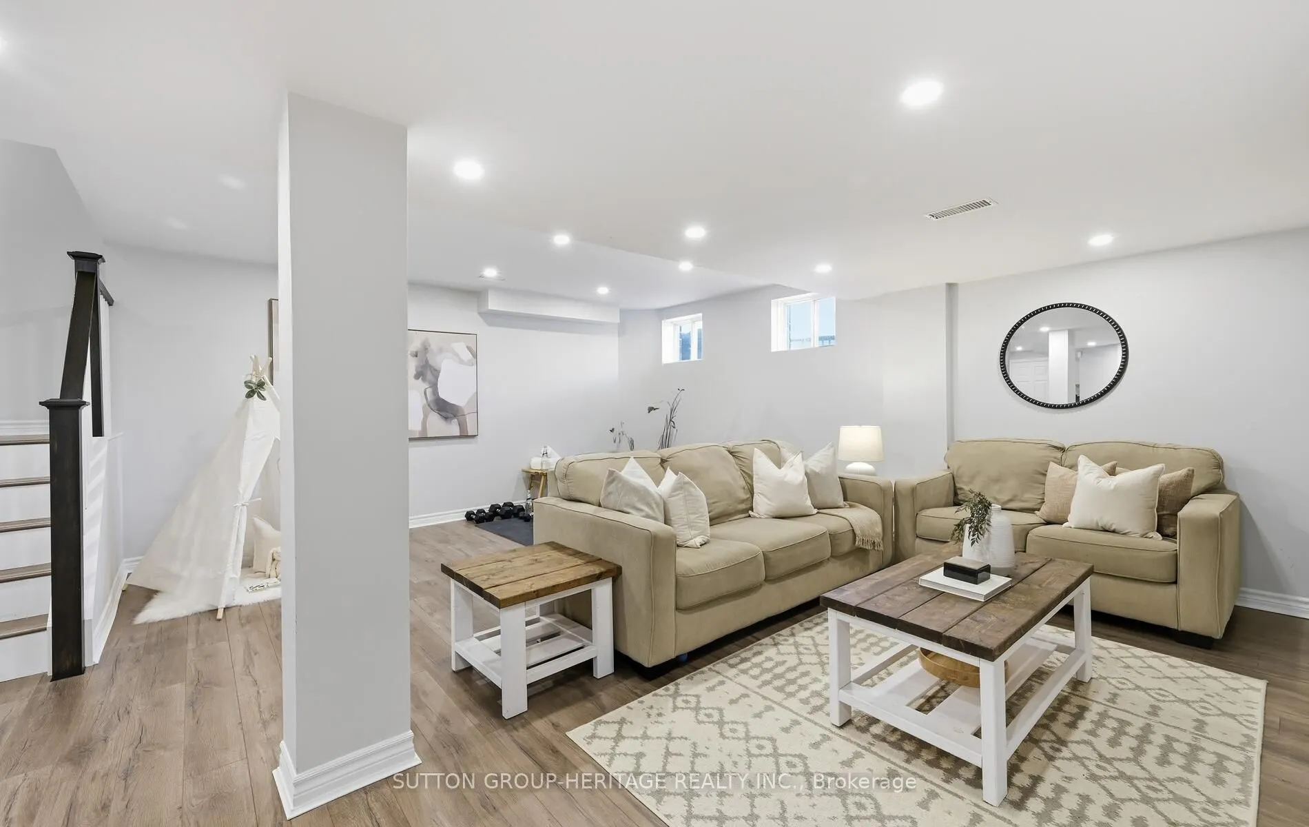 59 Allworth Crescent