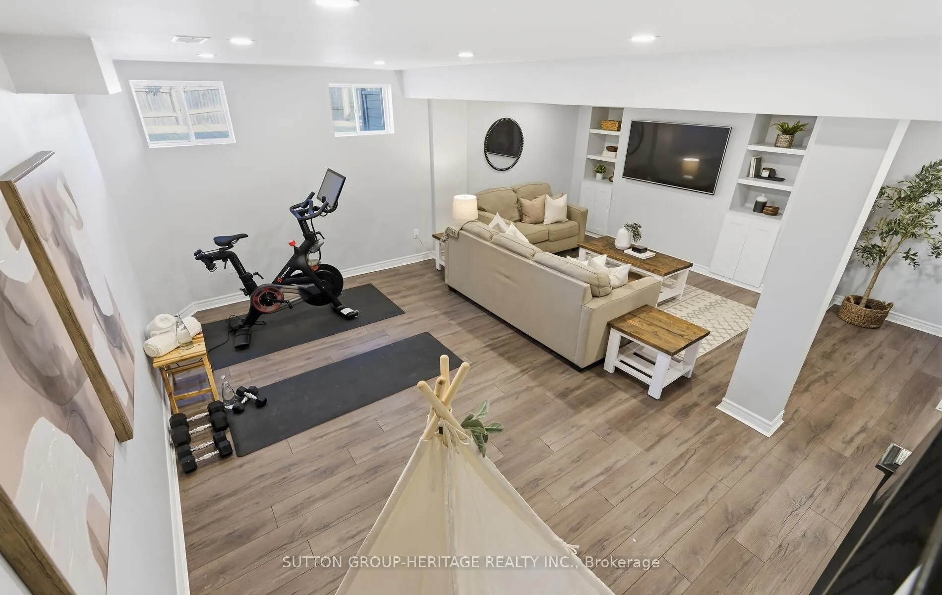 59 Allworth Crescent
