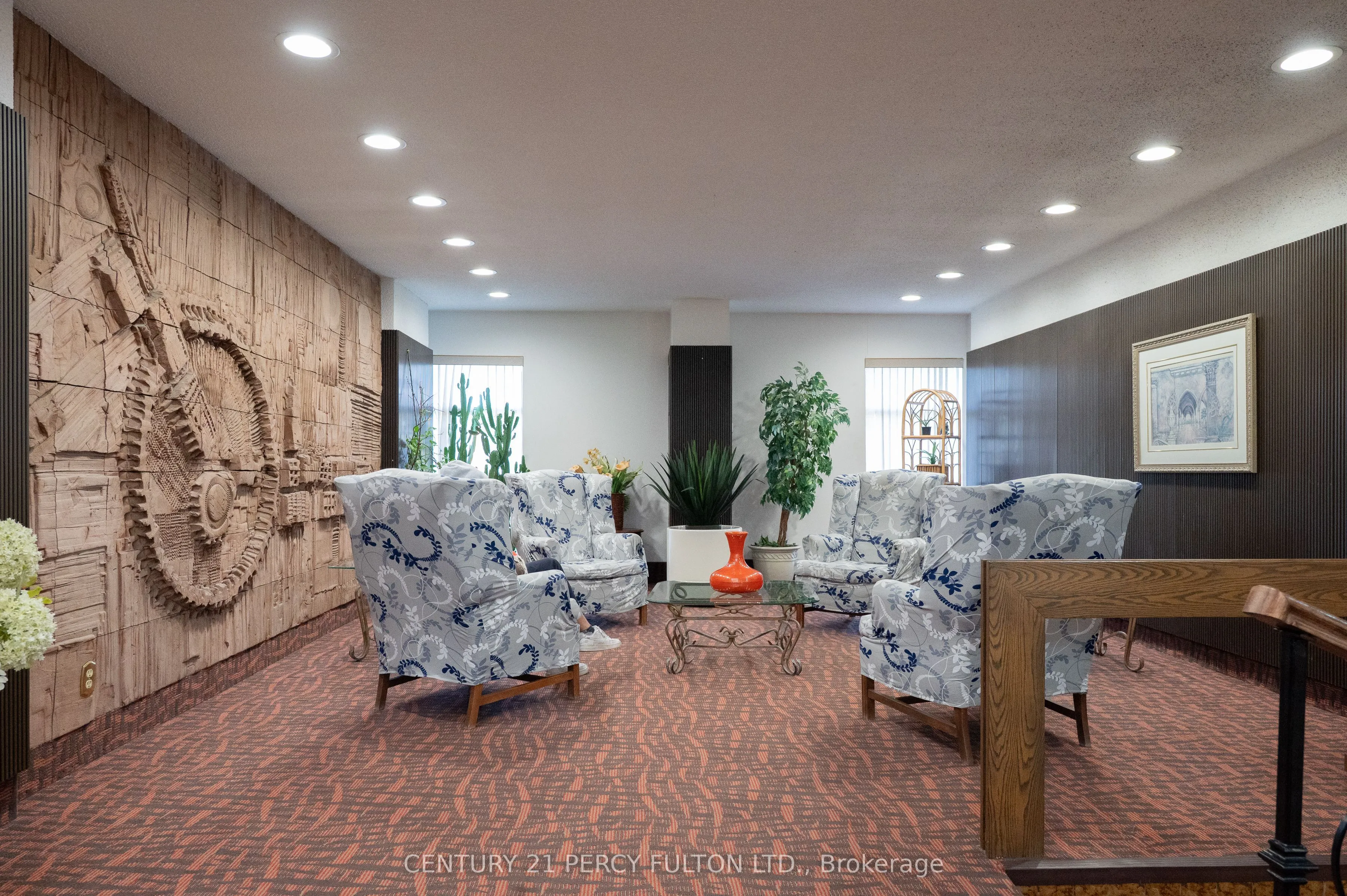 25 Silver Springs Boulevard, #301