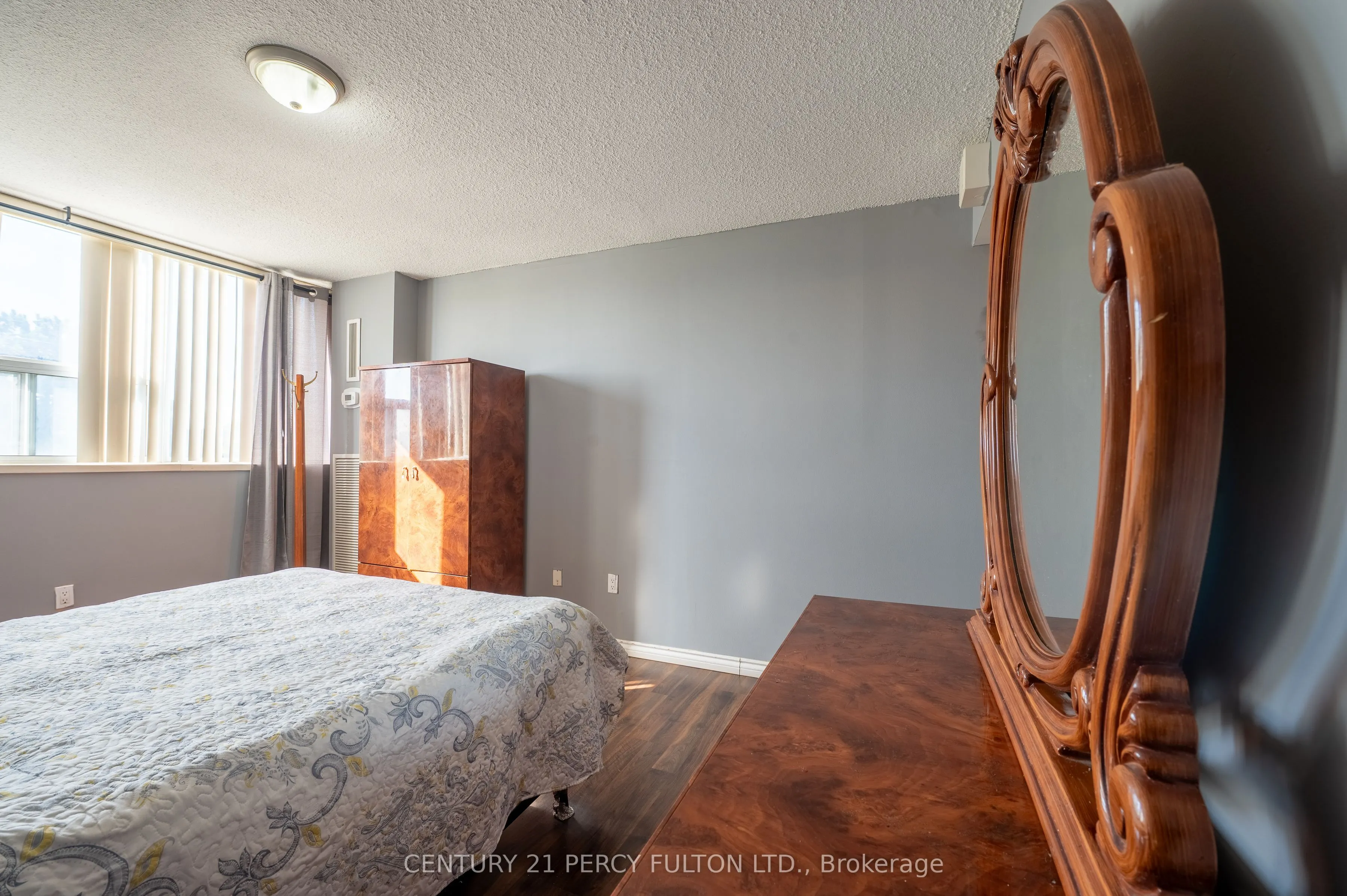 25 Silver Springs Boulevard, #301