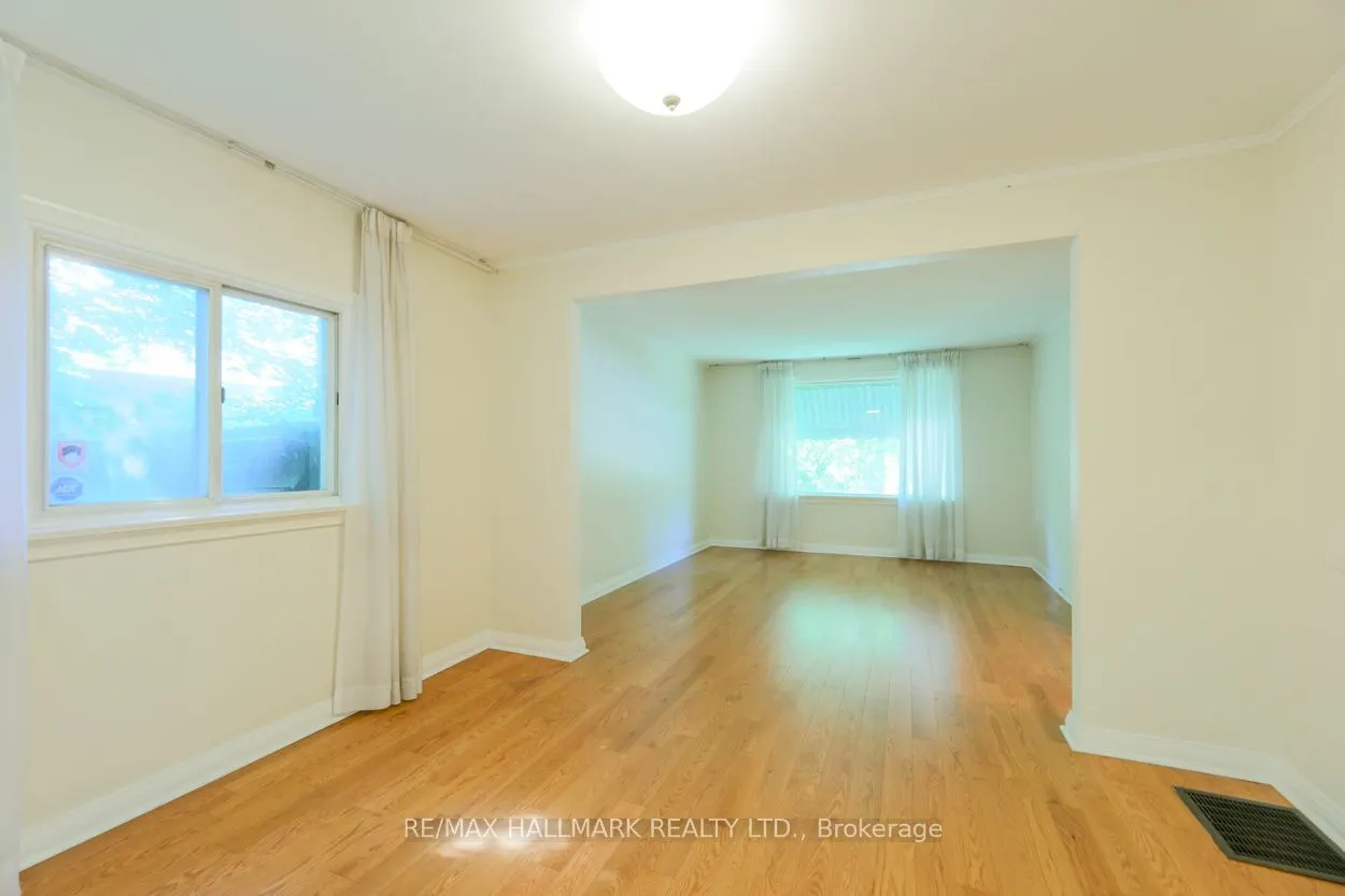 22 Latham Avenue