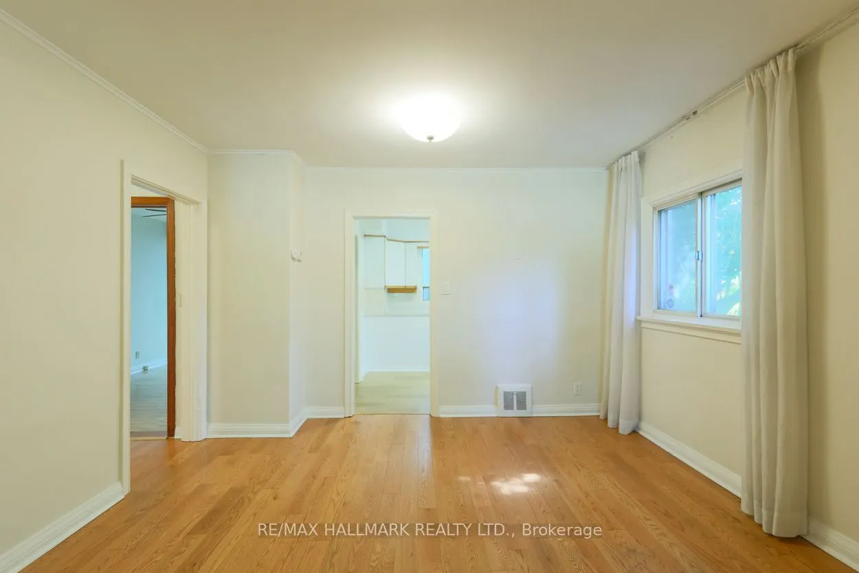 22 Latham Avenue
