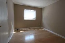160 White Pine Crescent, #Main