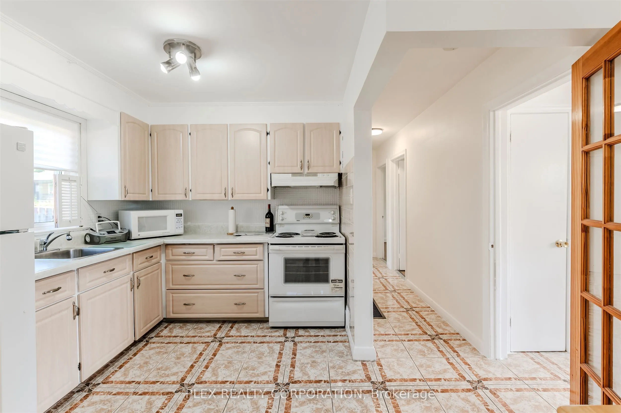 52 Merrian Road