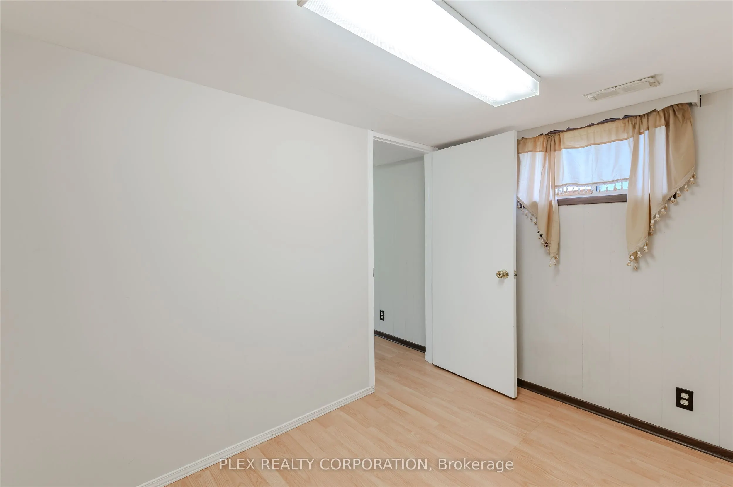 52 Merrian Road