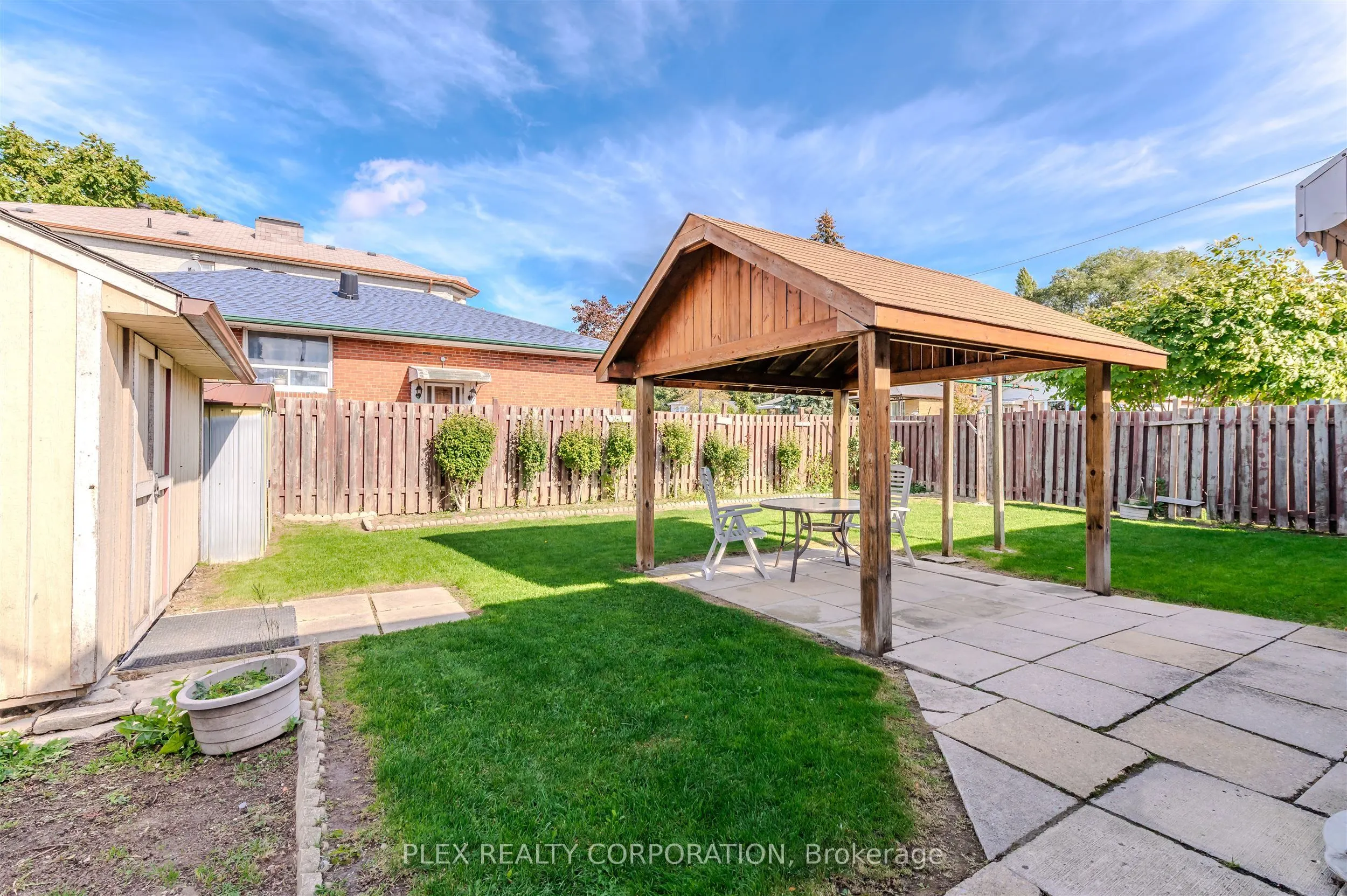 52 Merrian Road