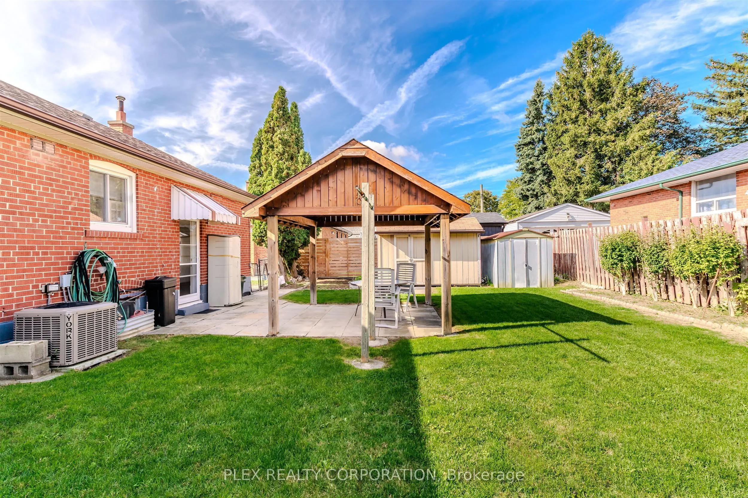 52 Merrian Road