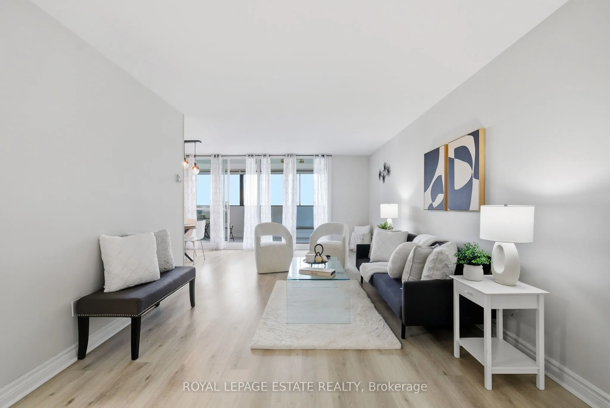 5 Massey Square, #709