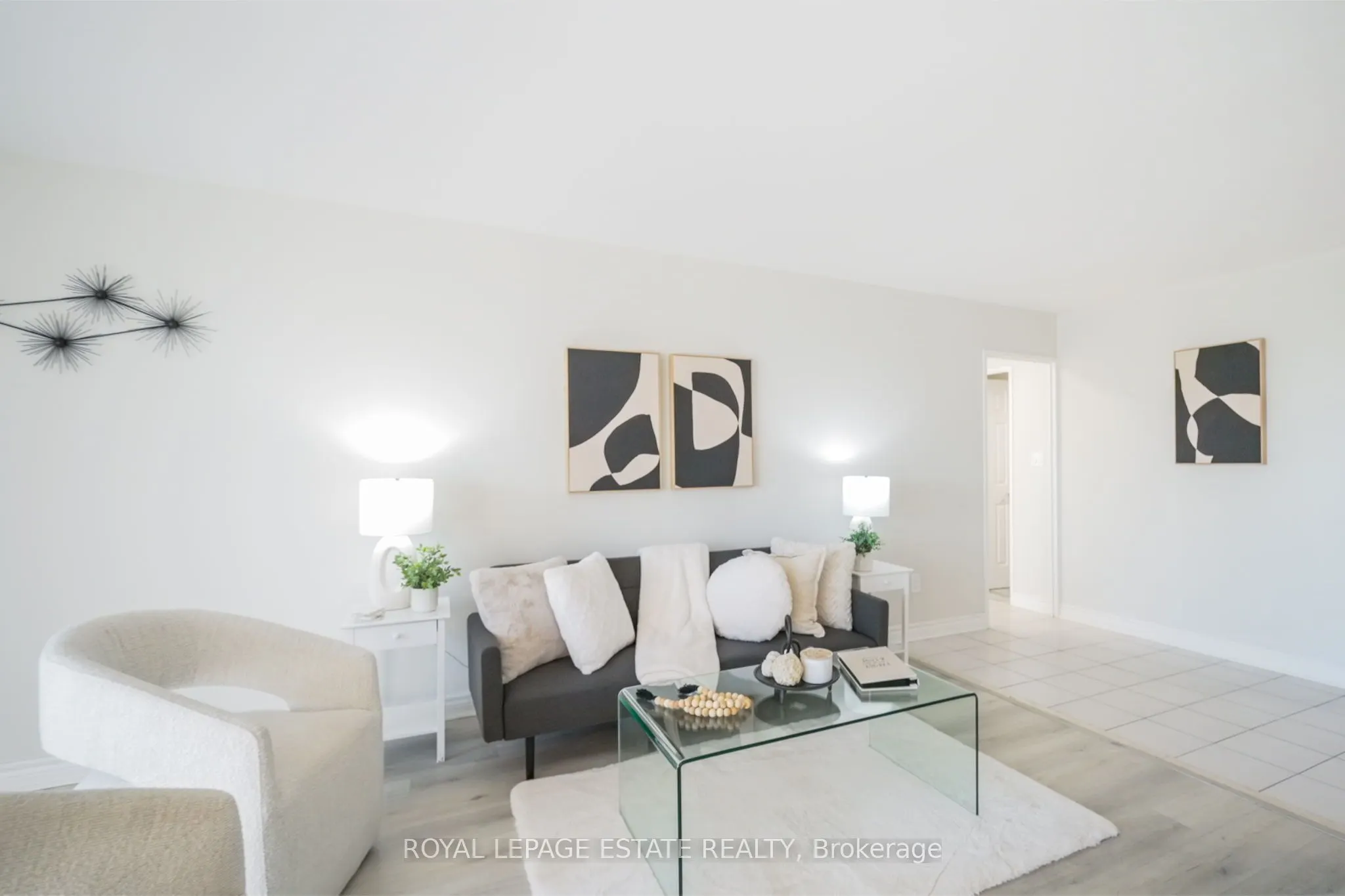 5 Massey Square, #709