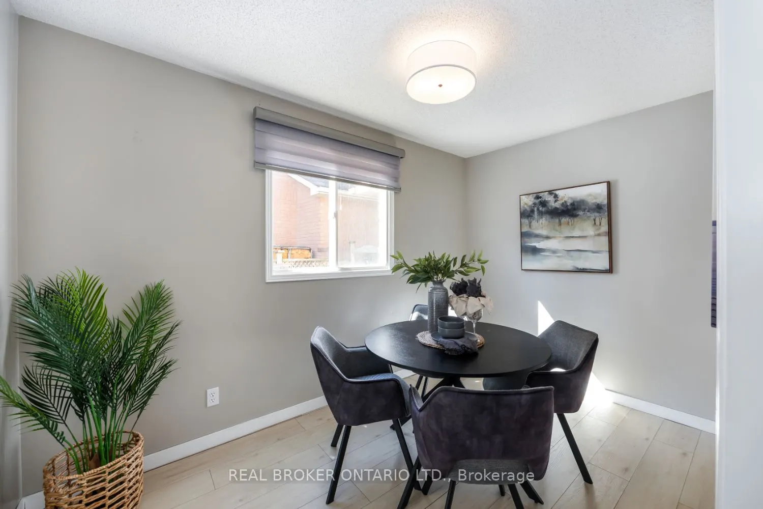 13 Fieldcrest Avenue