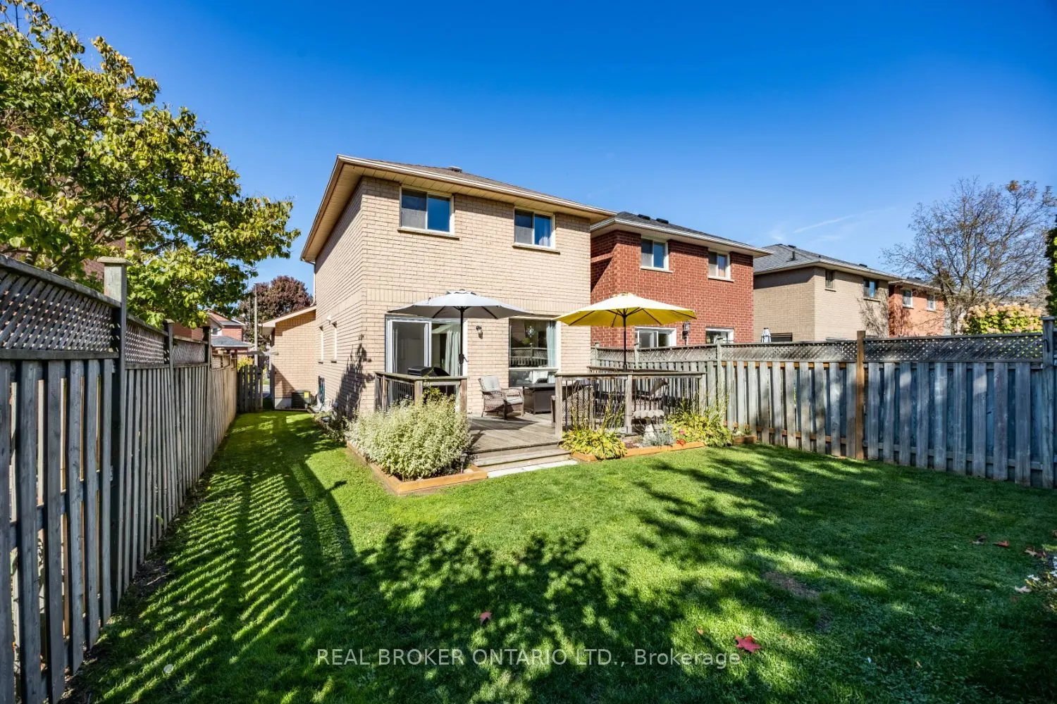 13 Fieldcrest Avenue