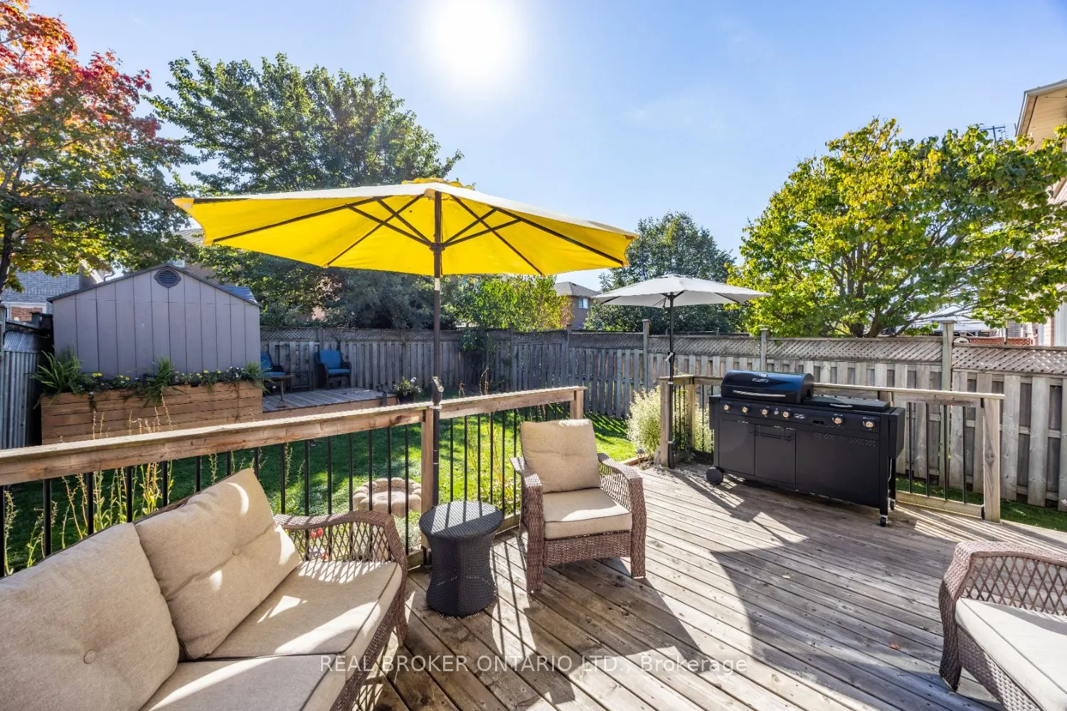 13 Fieldcrest Avenue