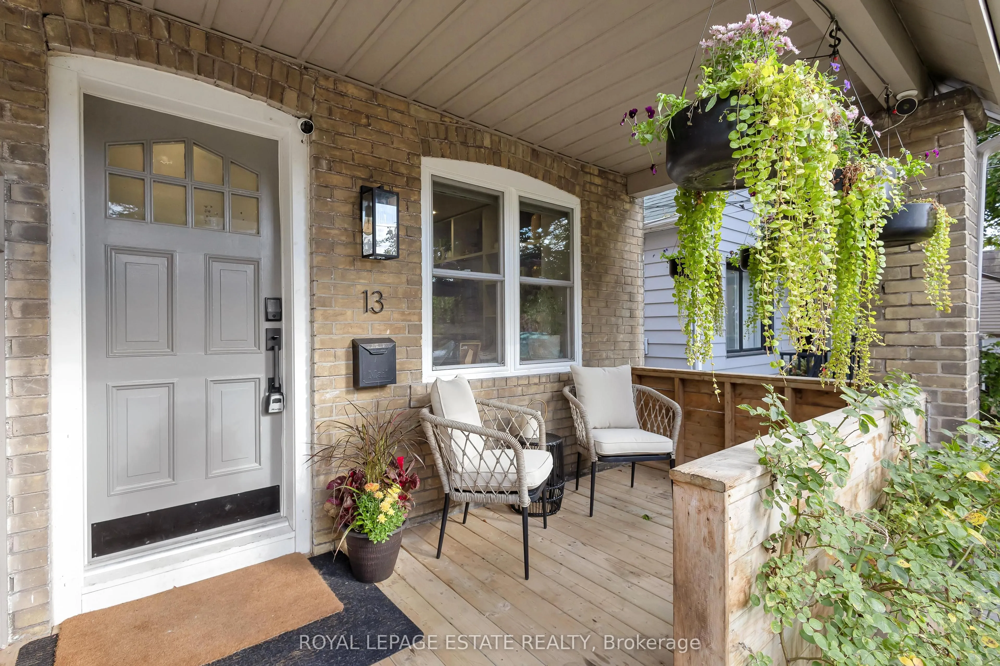 13 Eastdale Avenue
