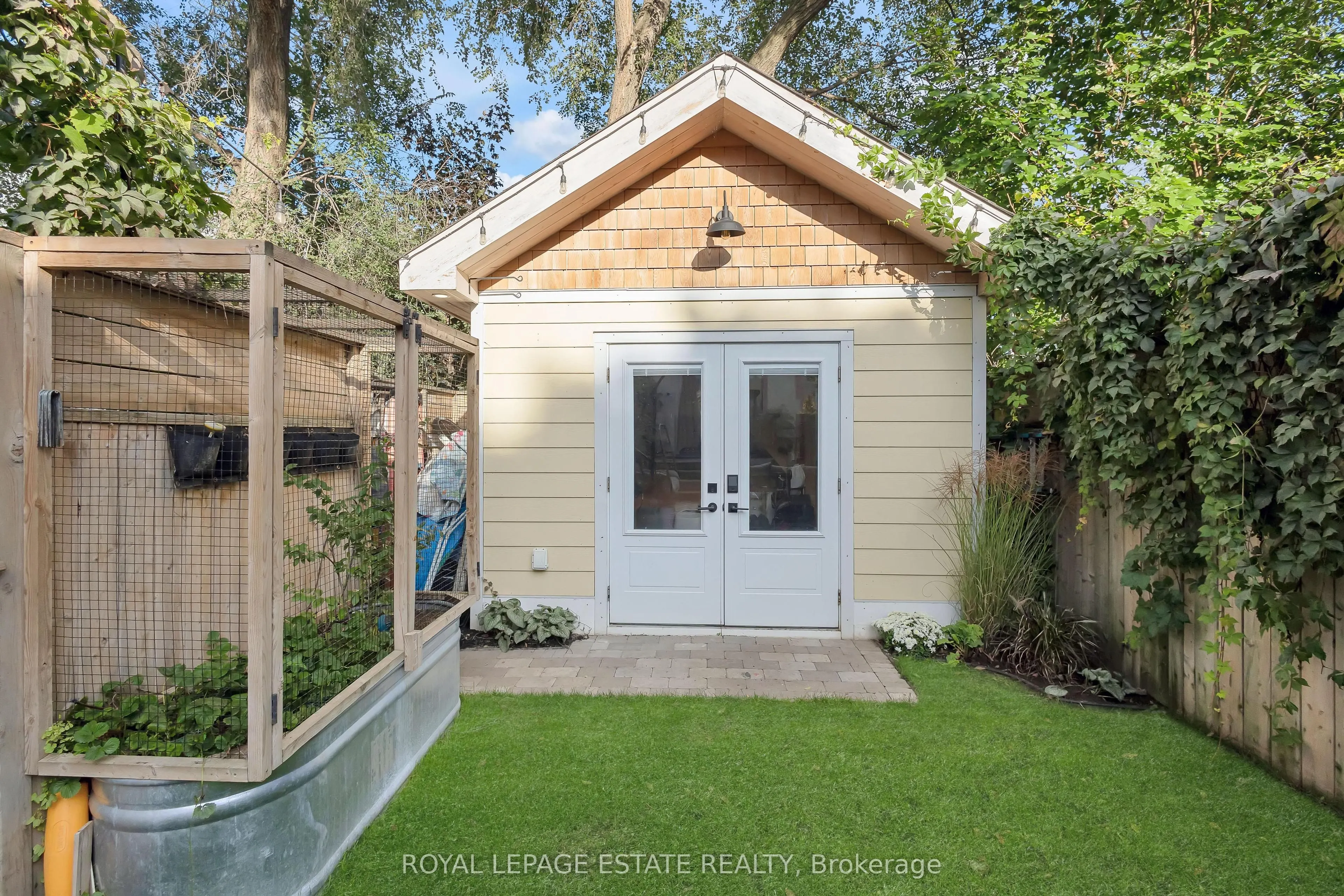 13 Eastdale Avenue