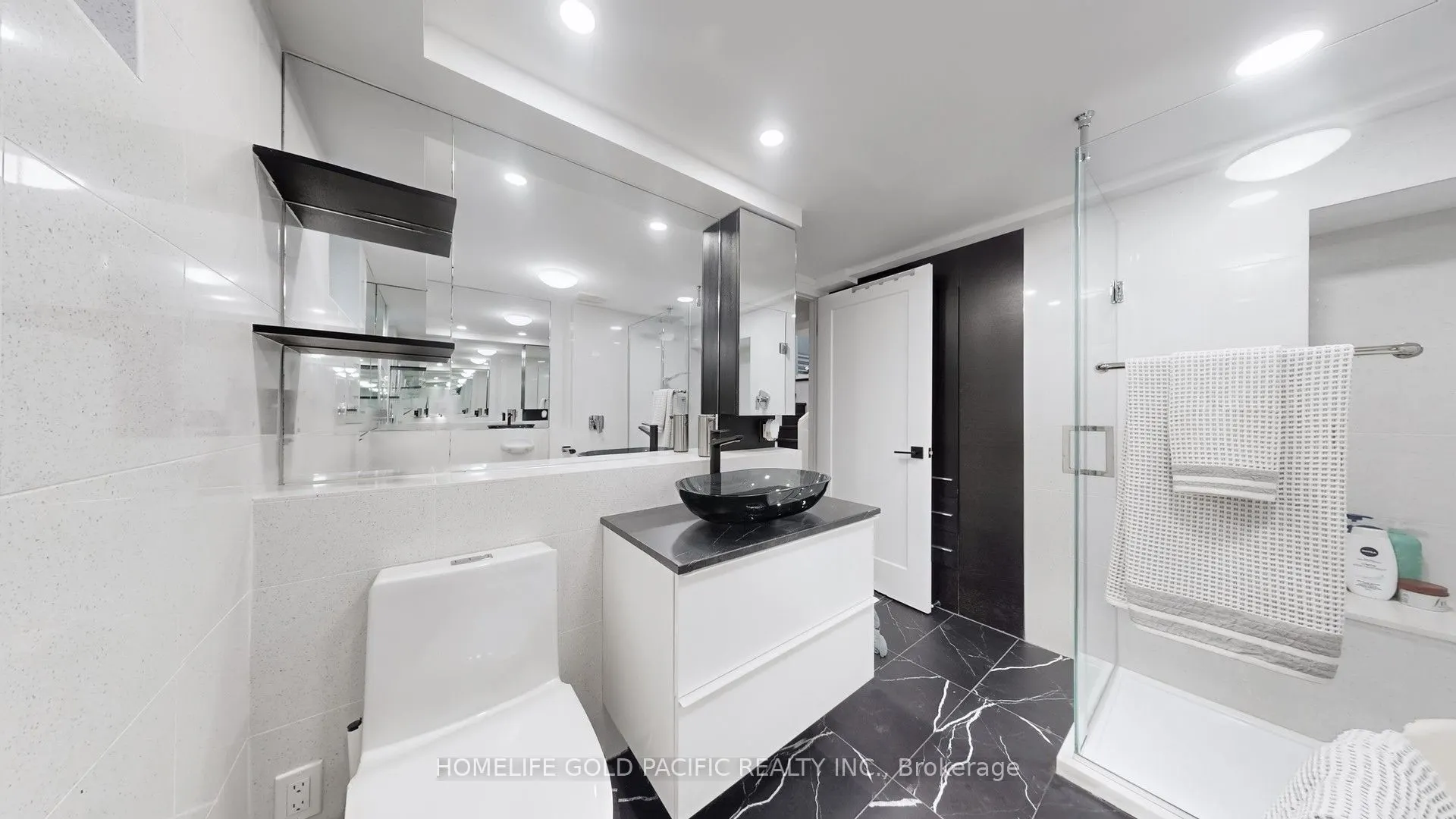 1 Westbourne Avenue