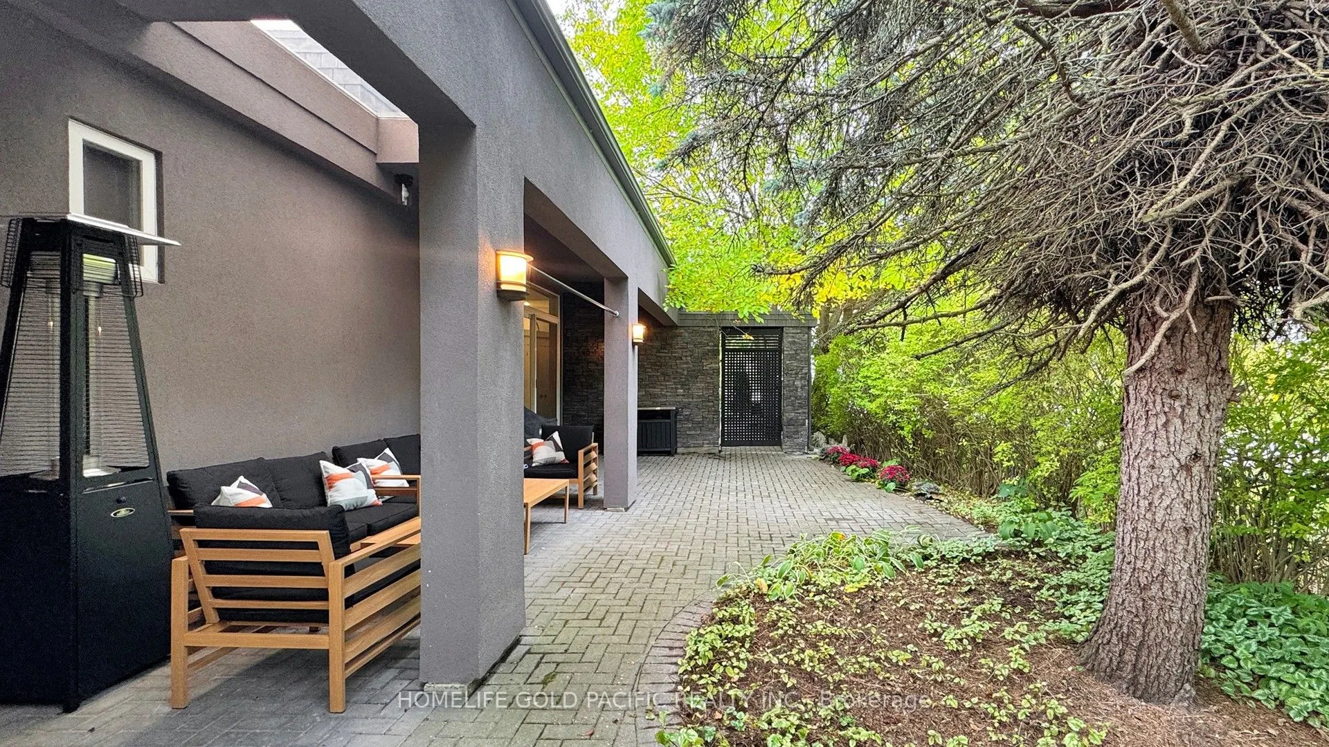 1 Westbourne Avenue