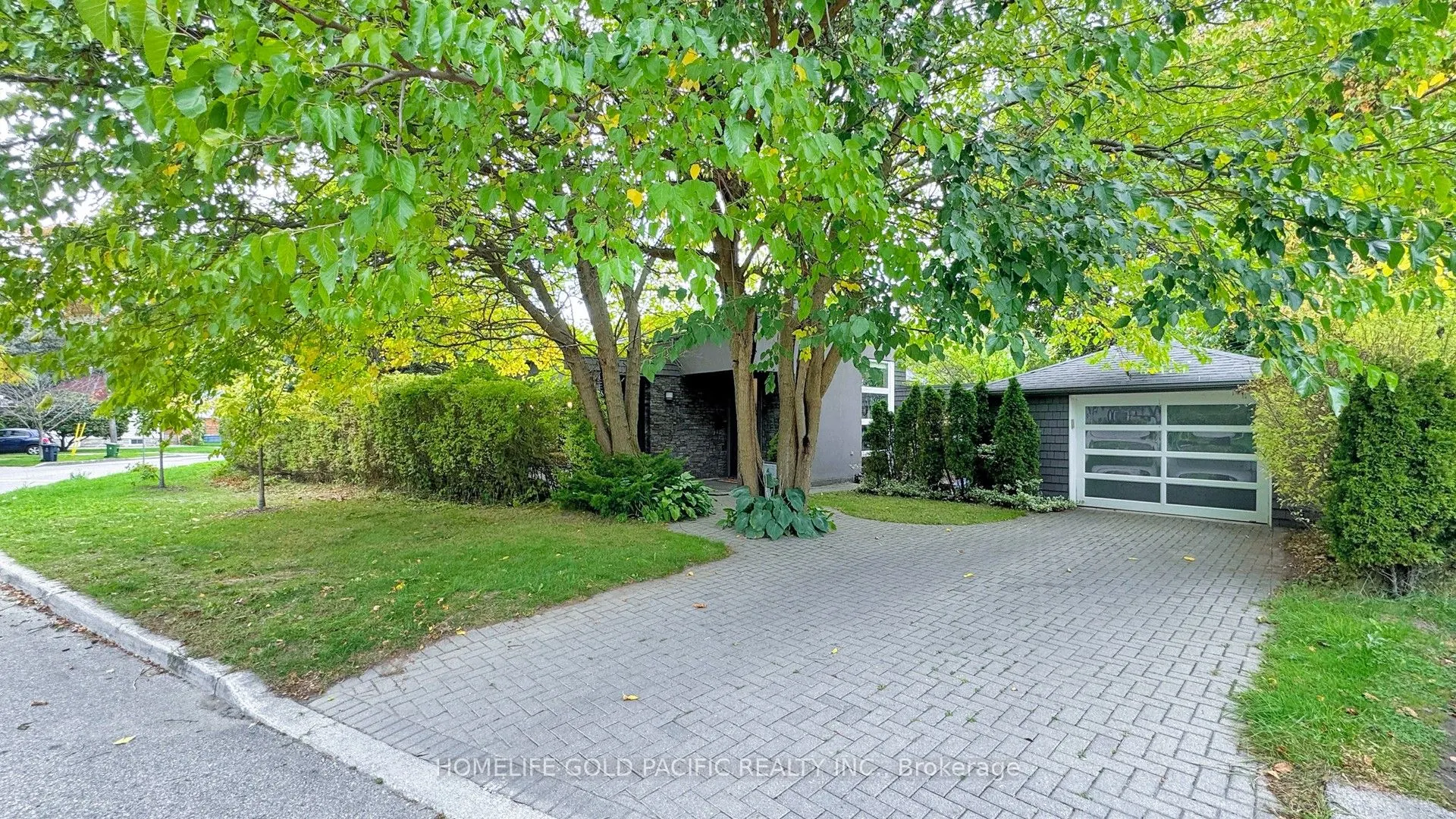 1 Westbourne Avenue