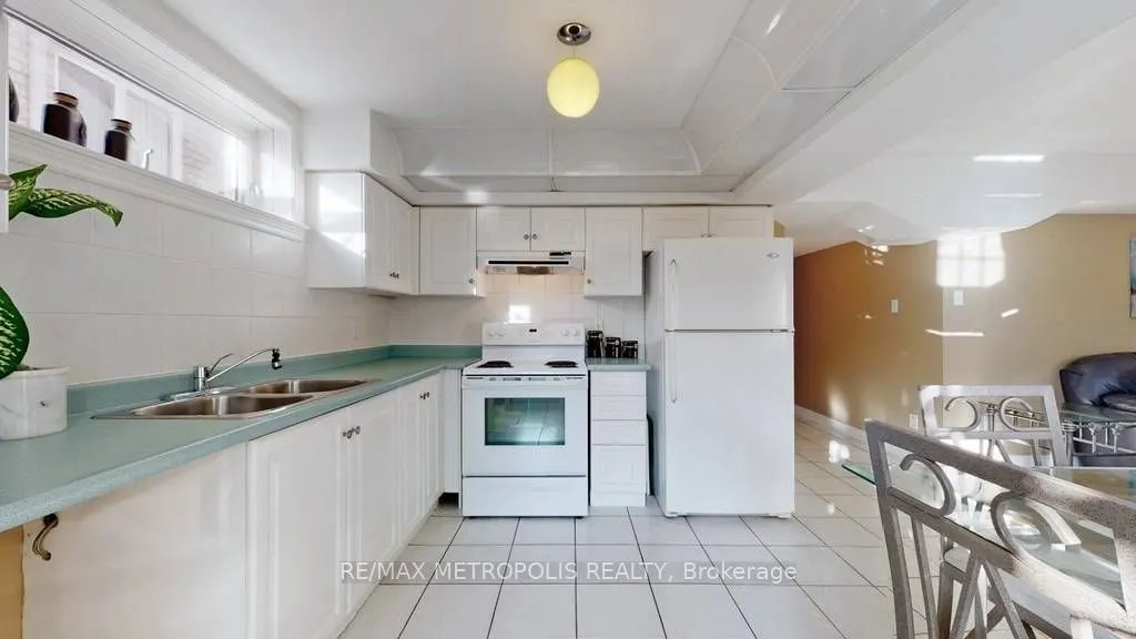 1800 Holbrook Court, #Bsmt