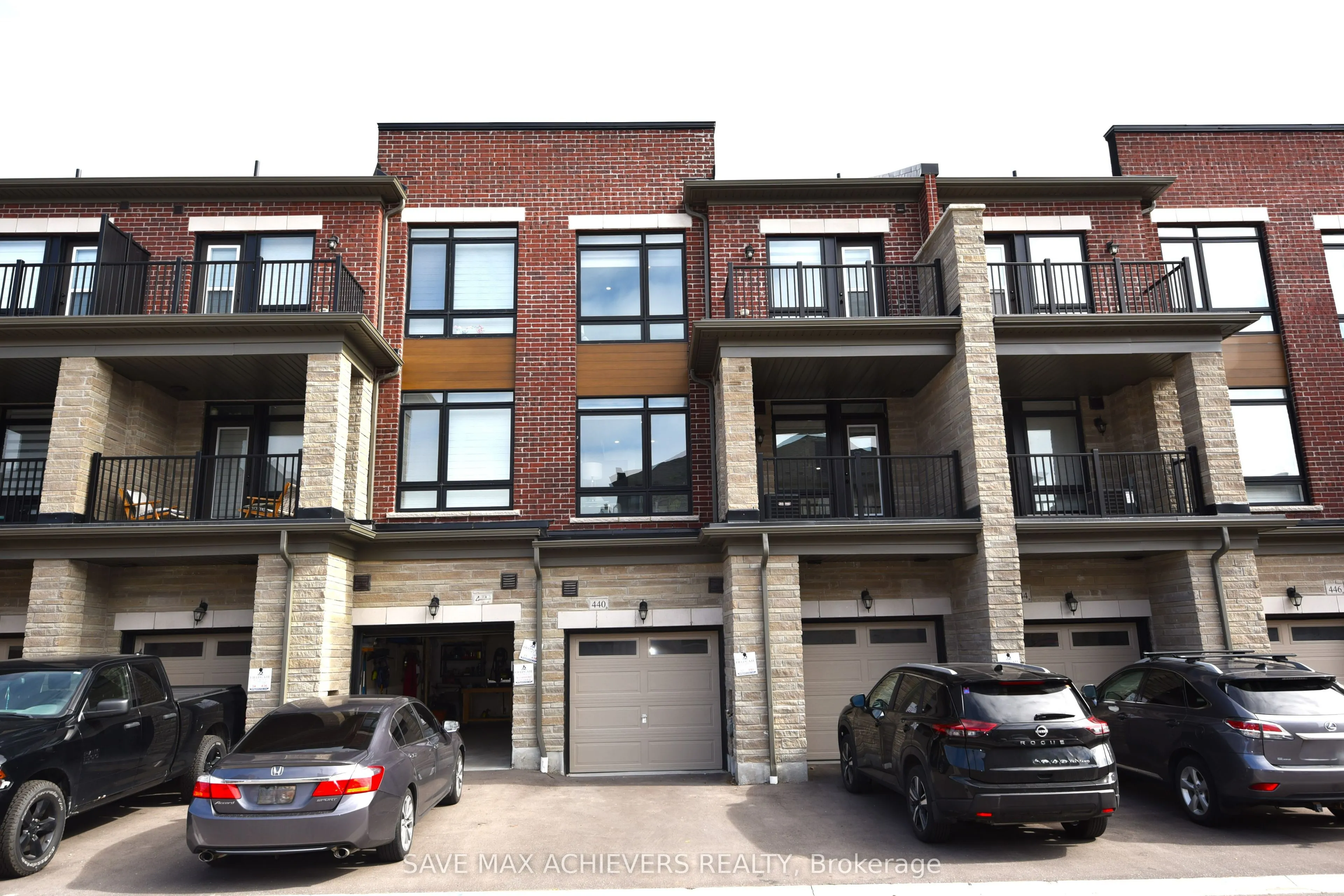 440 SALEM Road S, #32