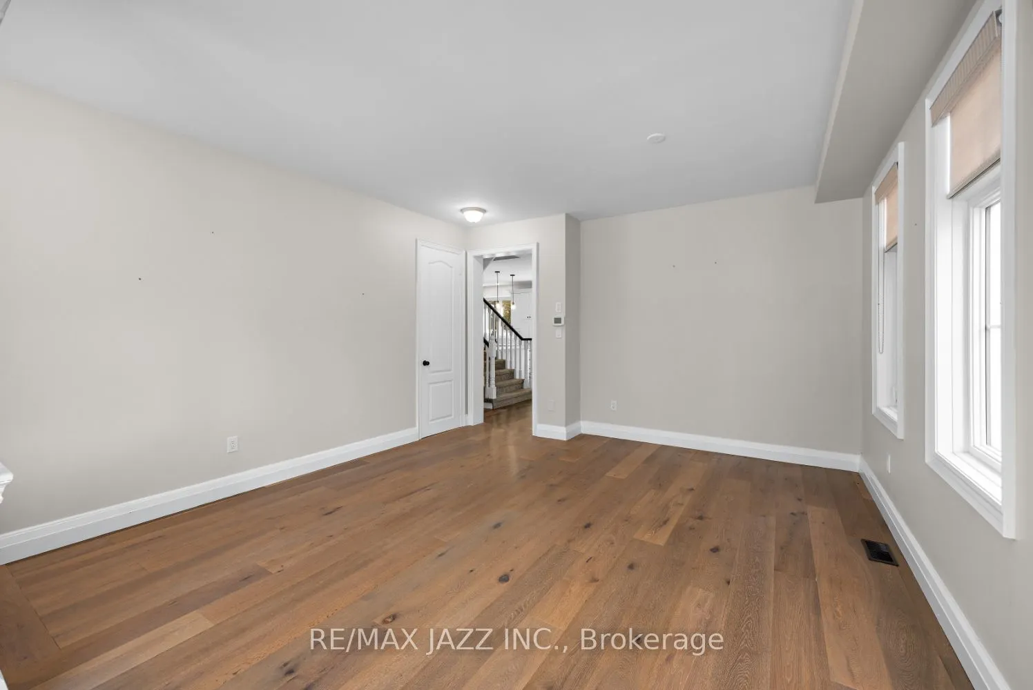 5 Woodbine Place