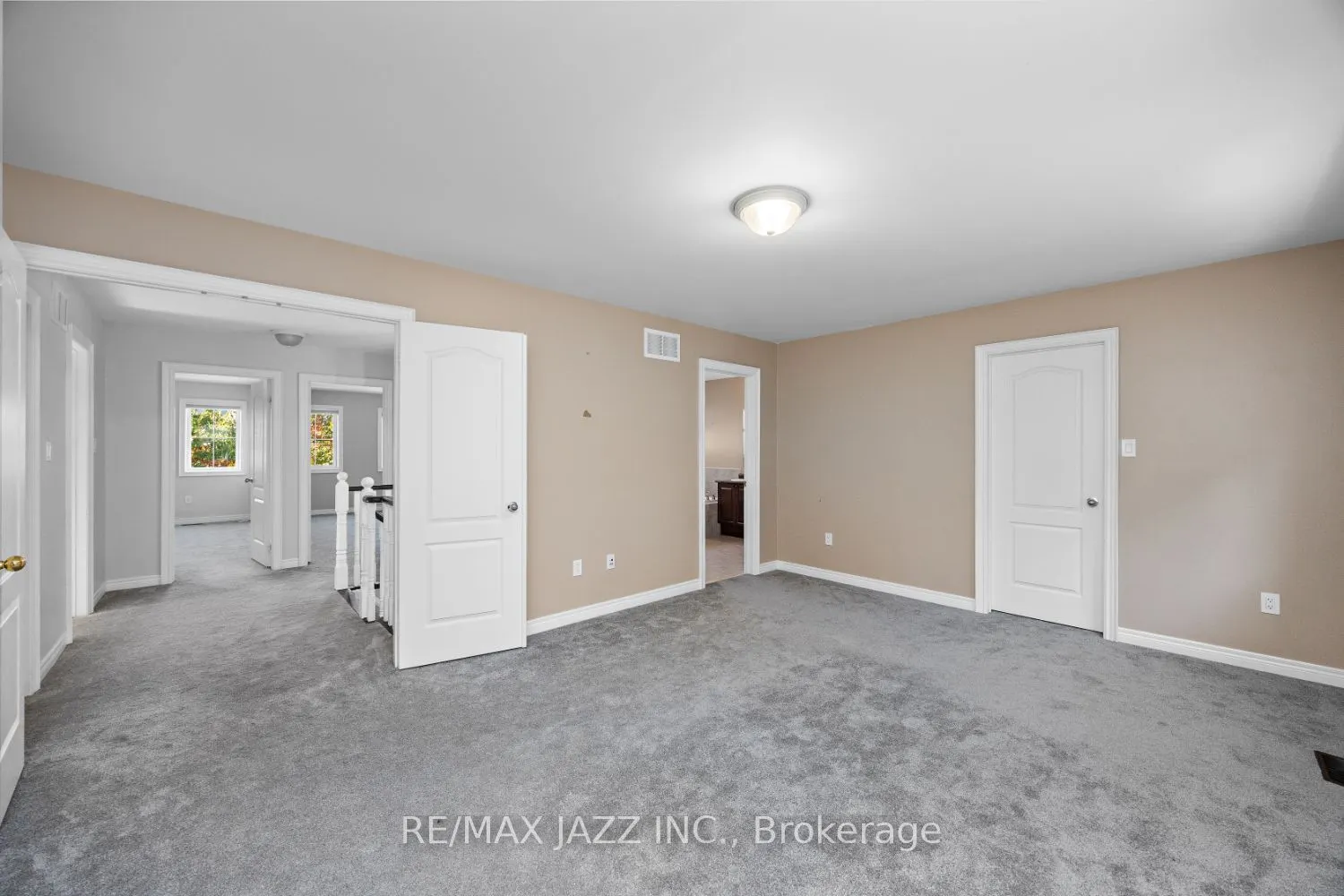 5 Woodbine Place