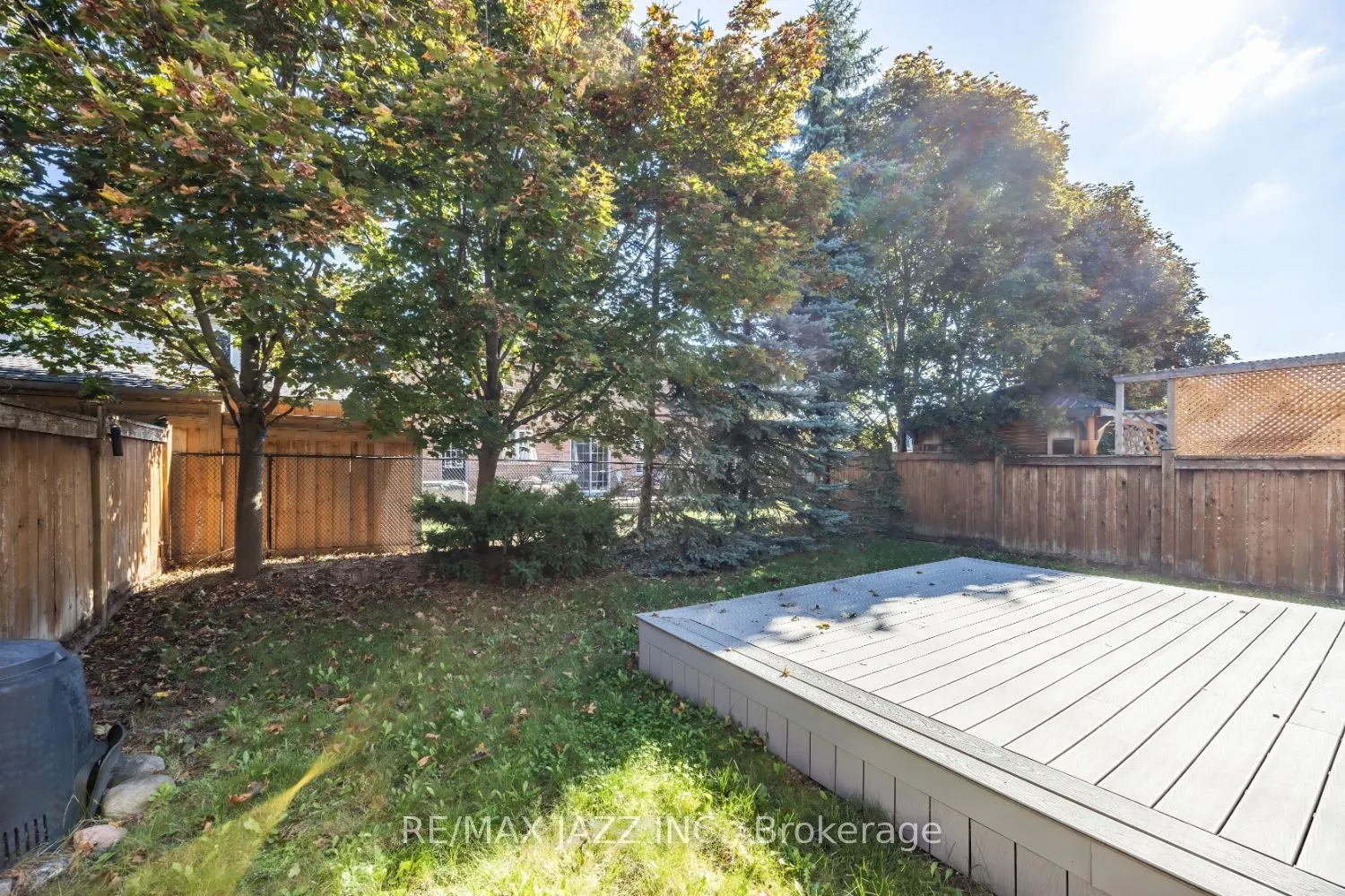 5 Woodbine Place