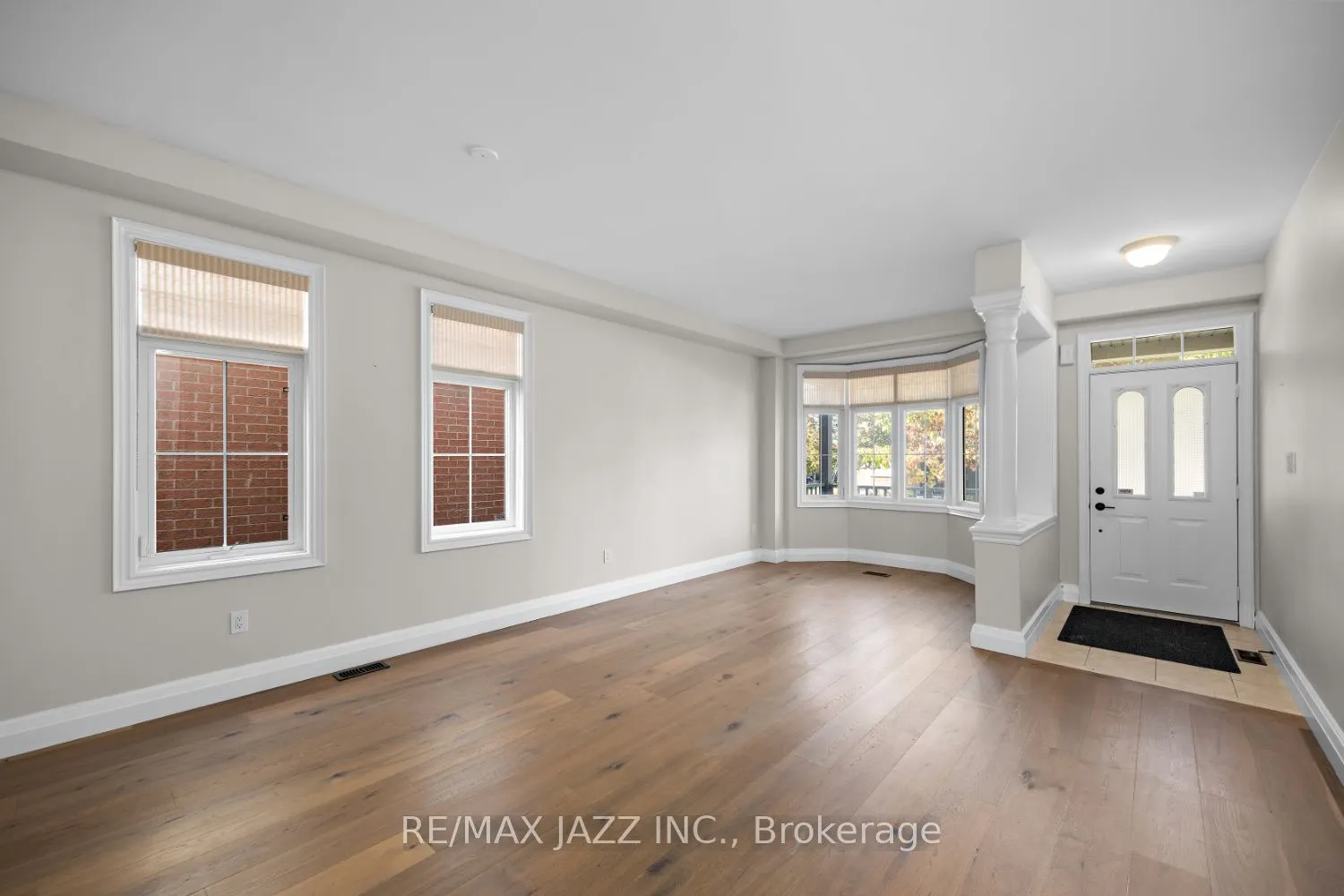 5 Woodbine Place