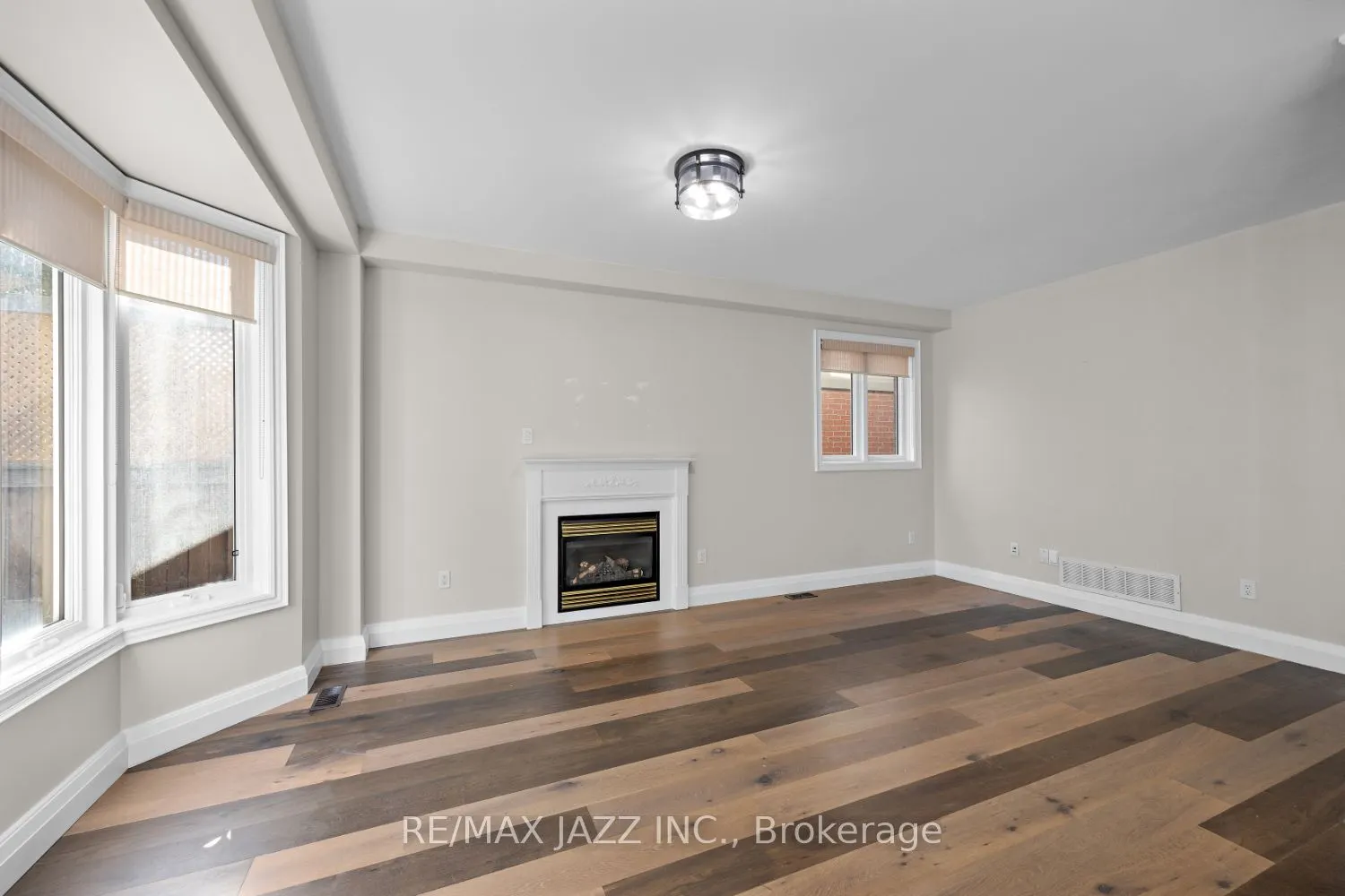 5 Woodbine Place