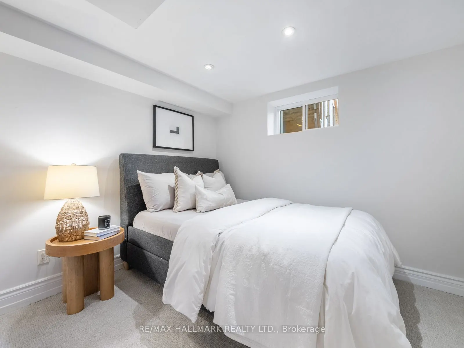 54 Avonlea Boulevard