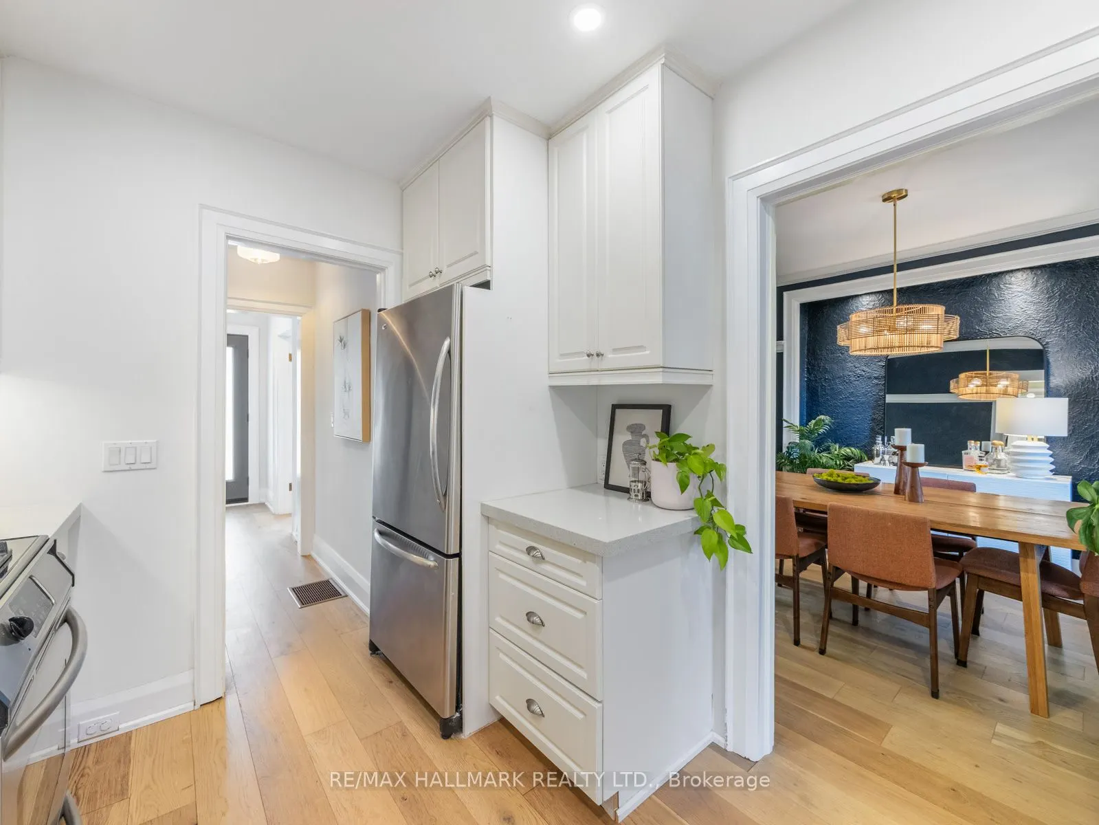 54 Avonlea Boulevard