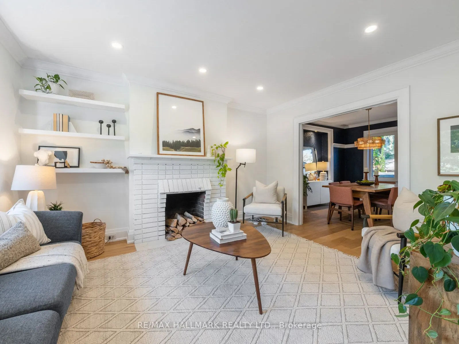 54 Avonlea Boulevard