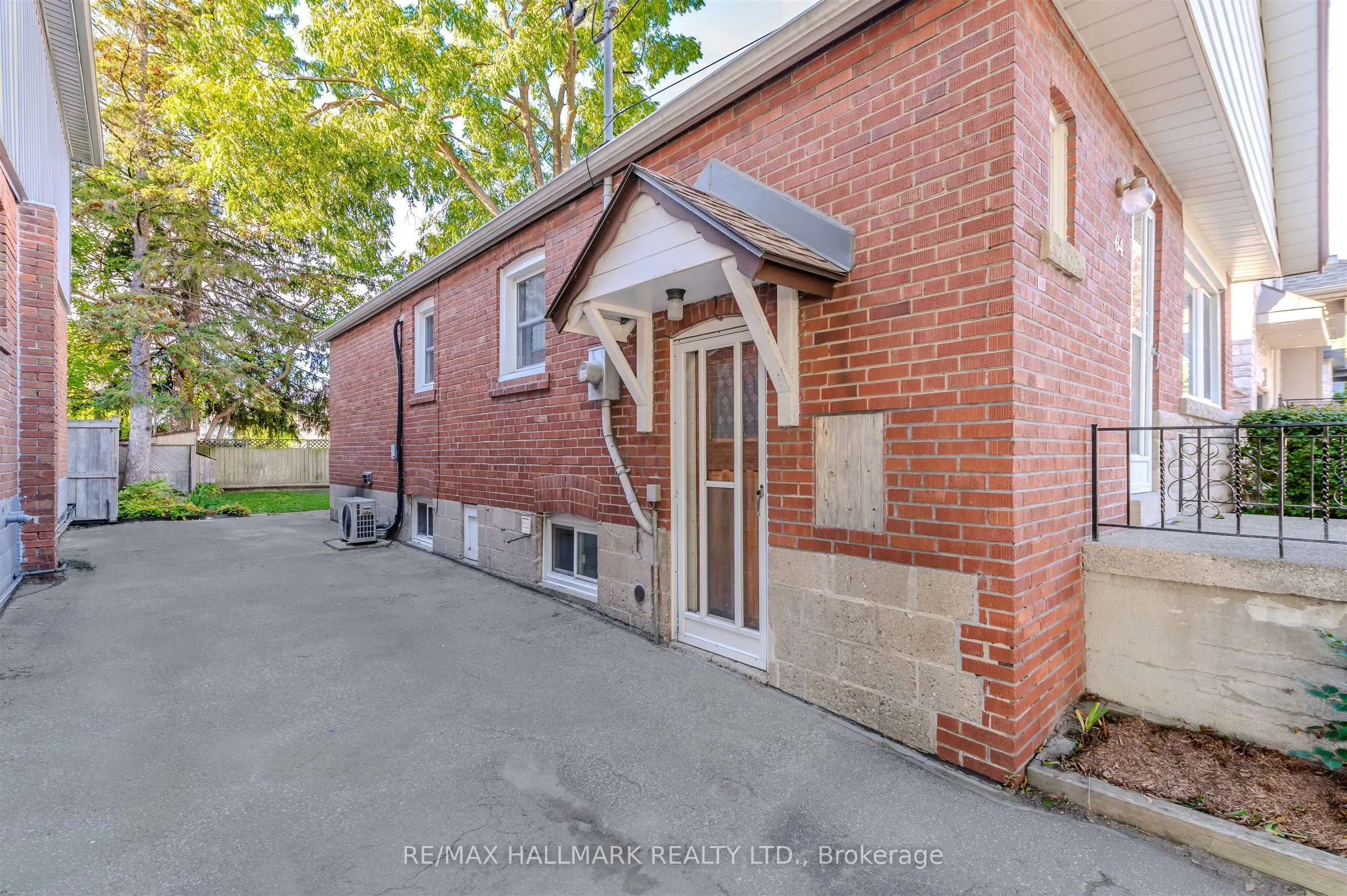 64 Denvale Road