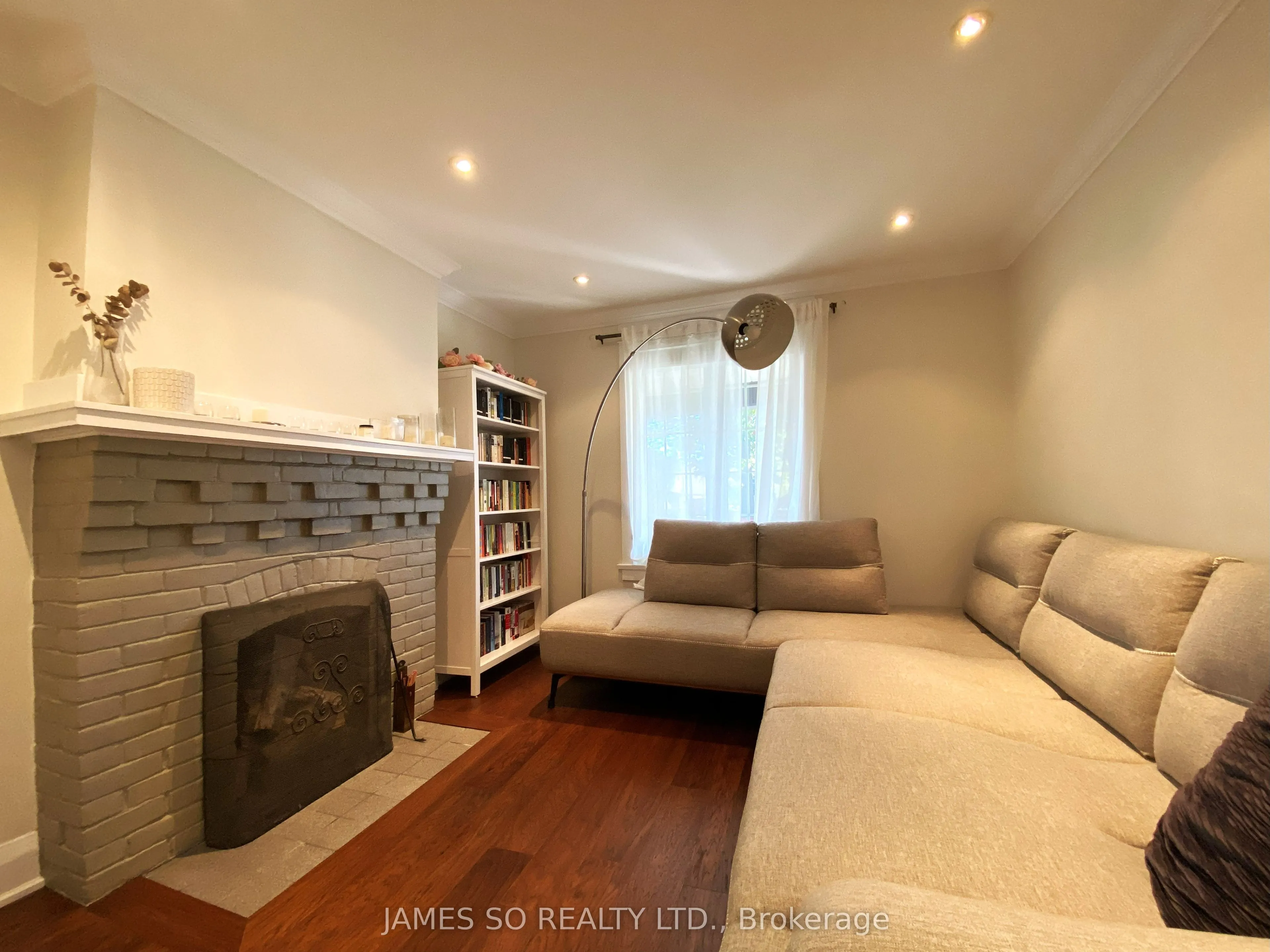 78 Burgess Avenue