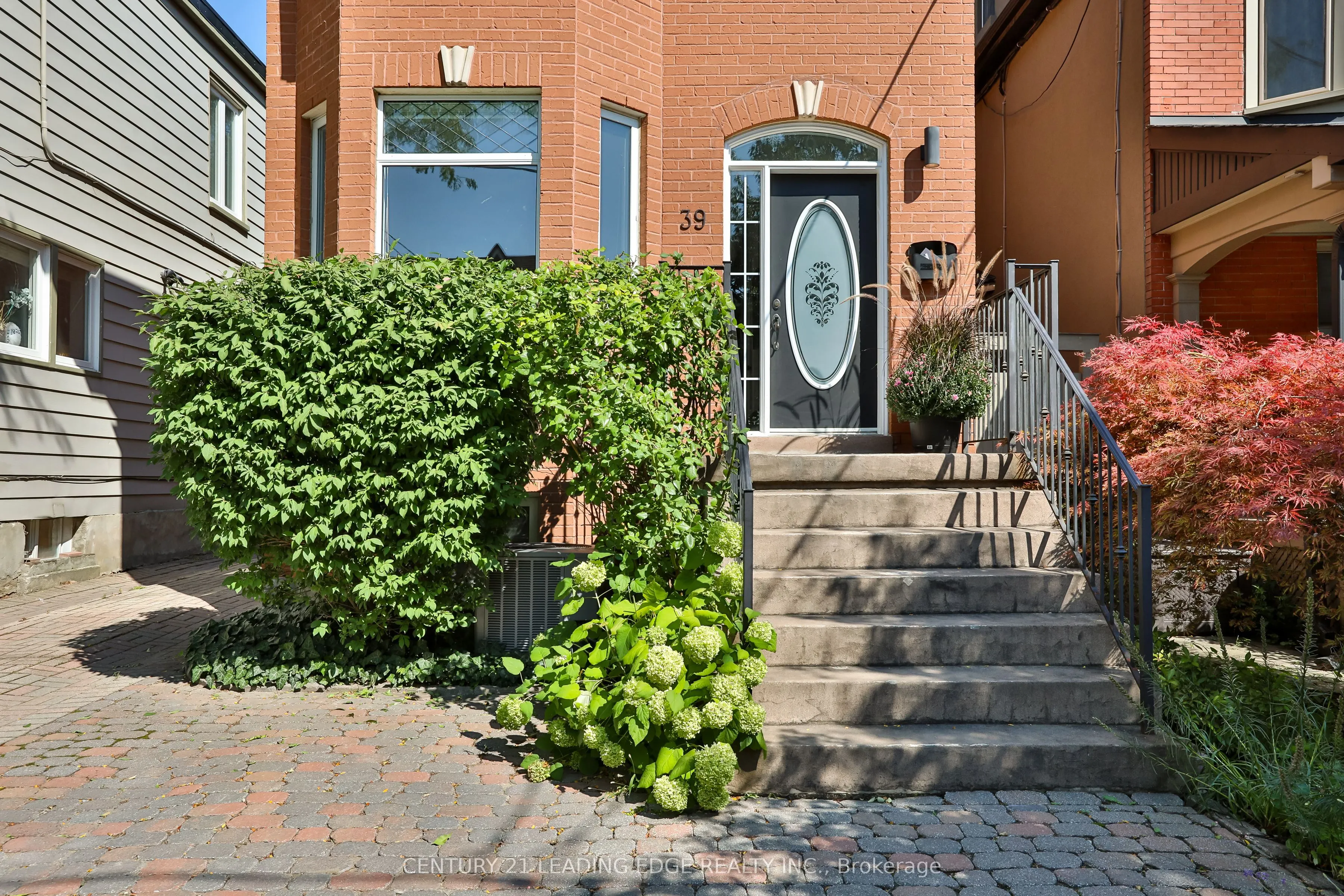 39 Ferrier Avenue