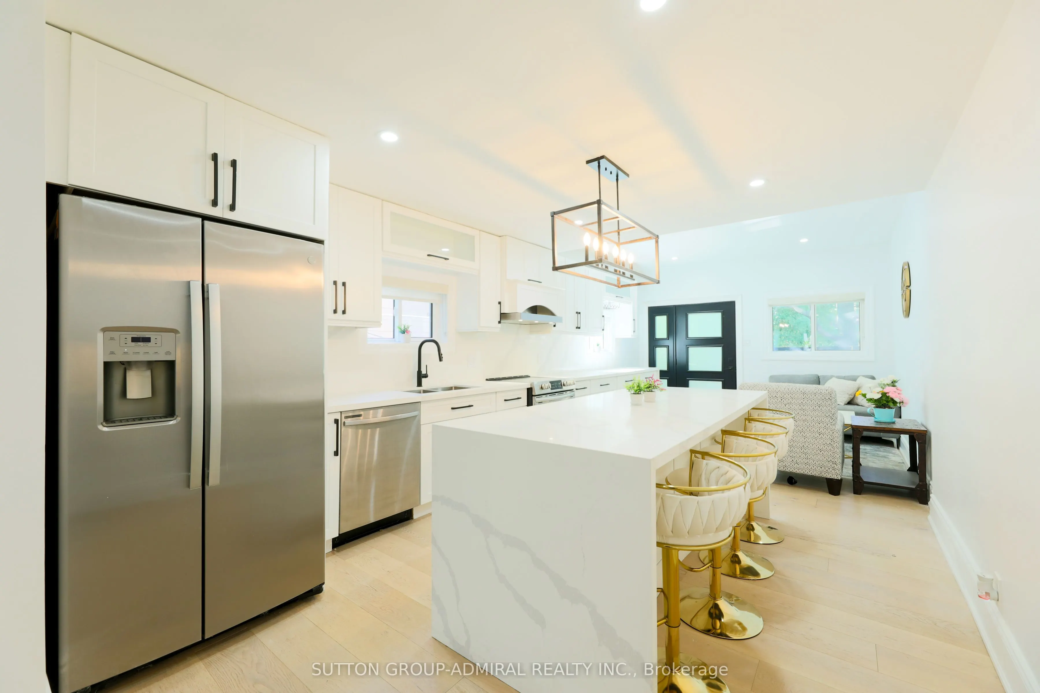 70 Carlaw Avenue