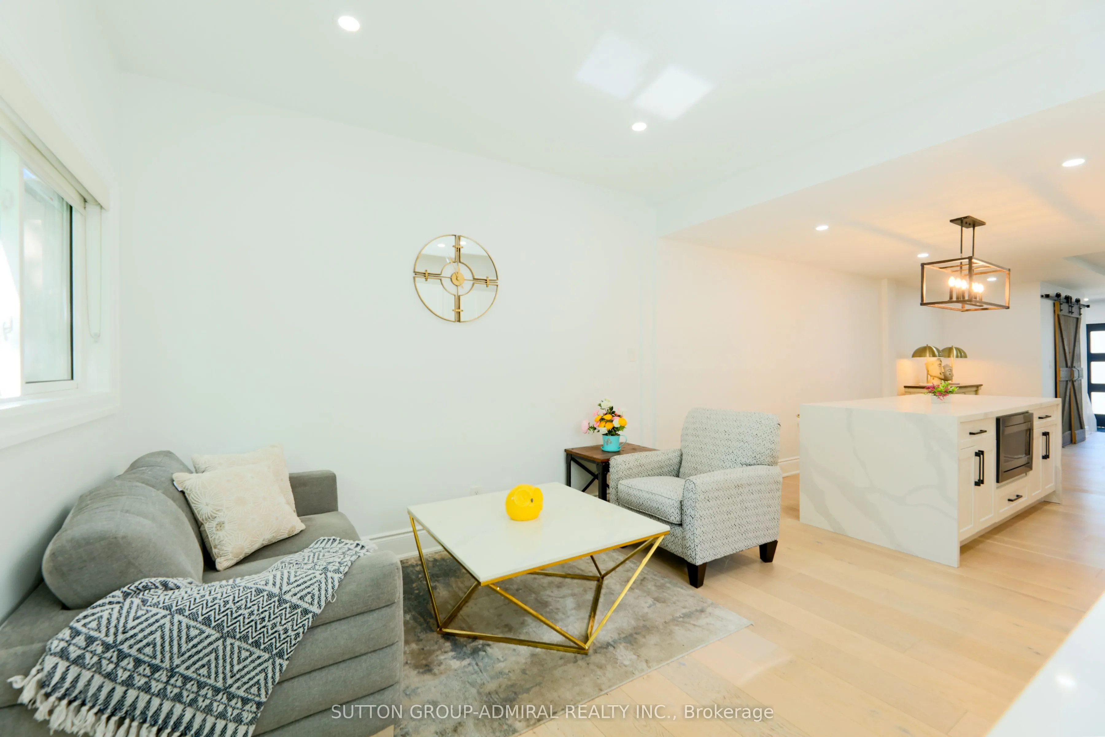 70 Carlaw Avenue