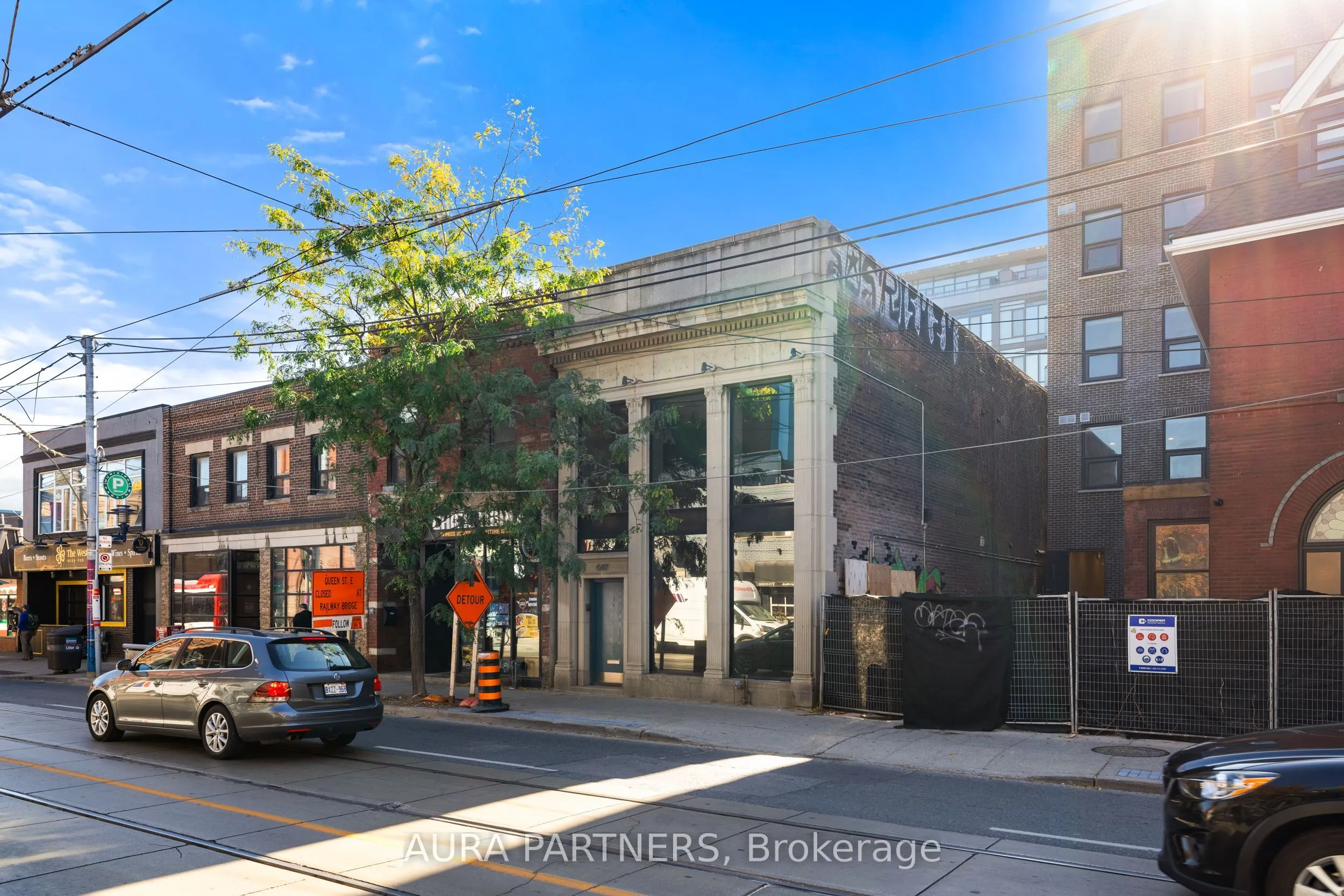 687 Queen Street E