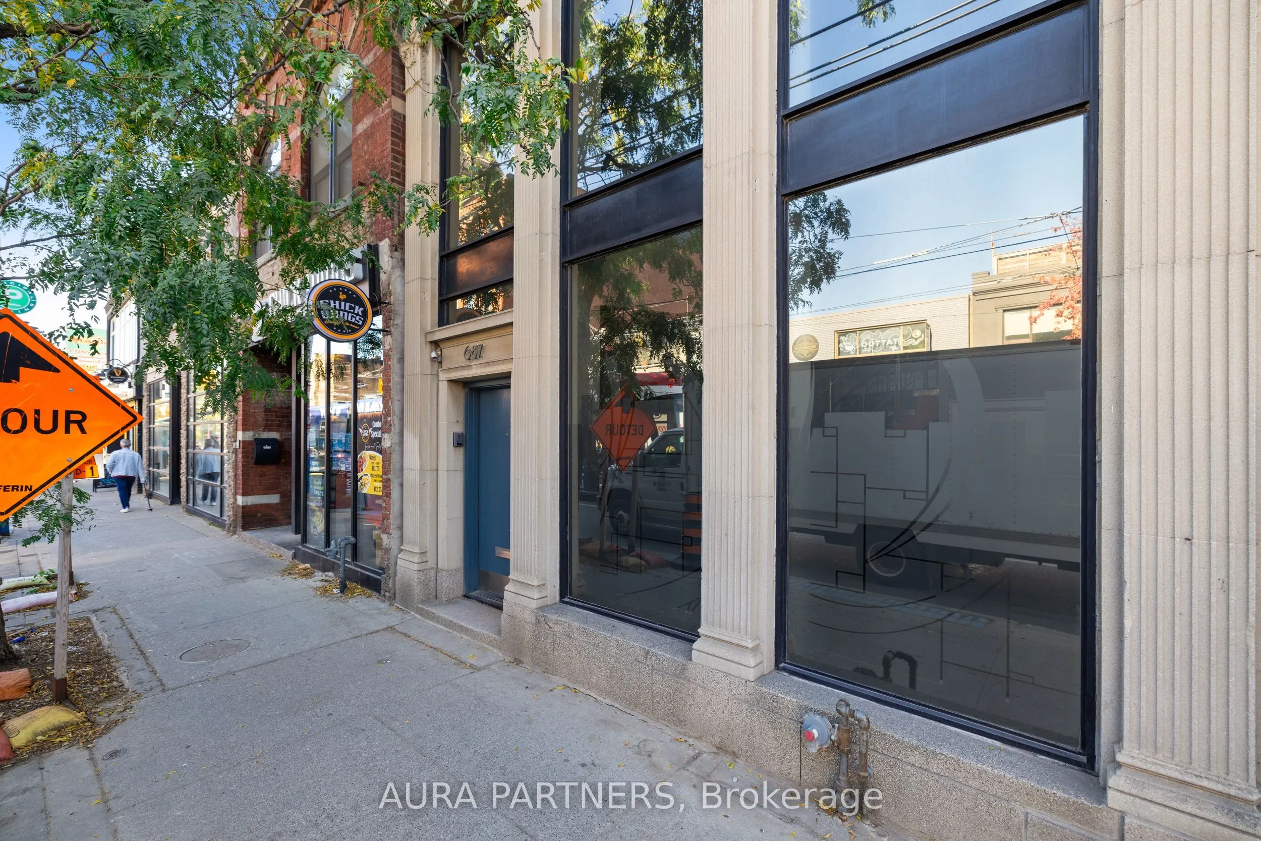 687 Queen Street E