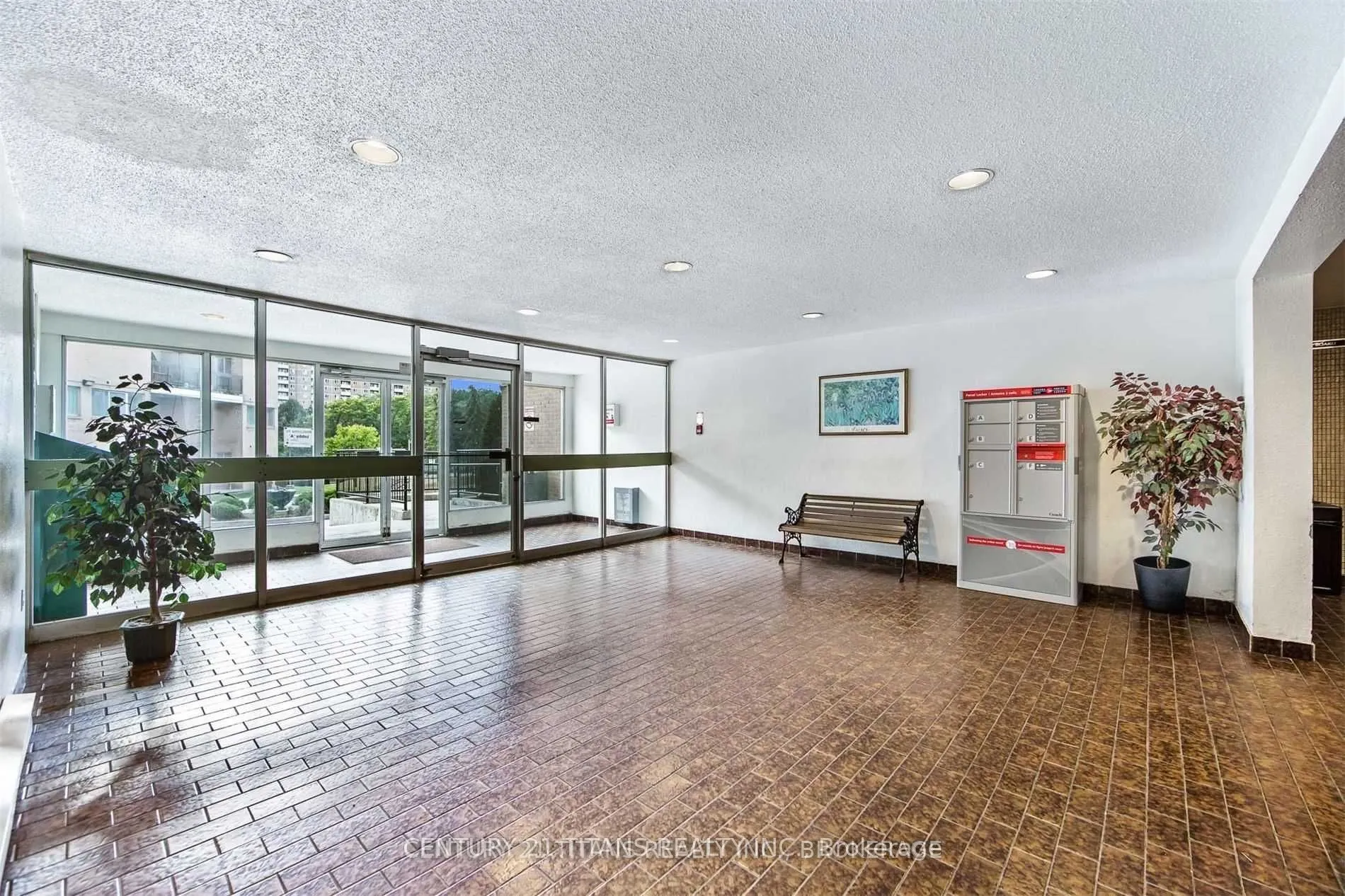 100 Mornelle Court, #1046